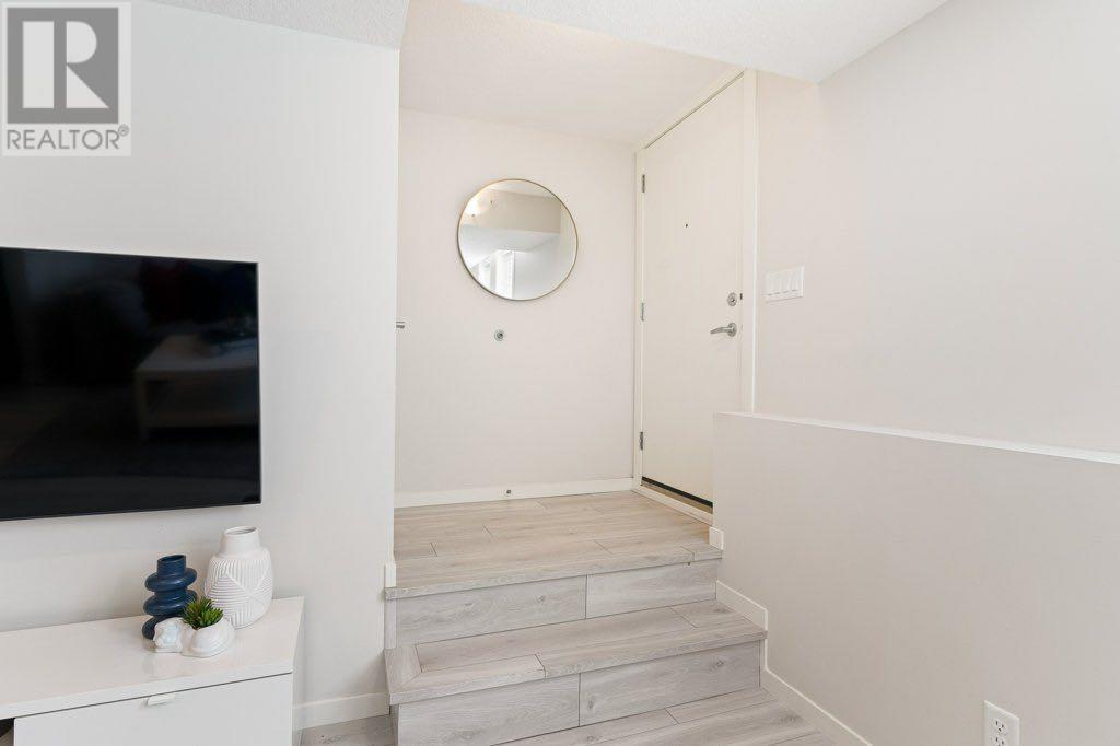 Property at 111, 338 Seton Circle SE image 3
