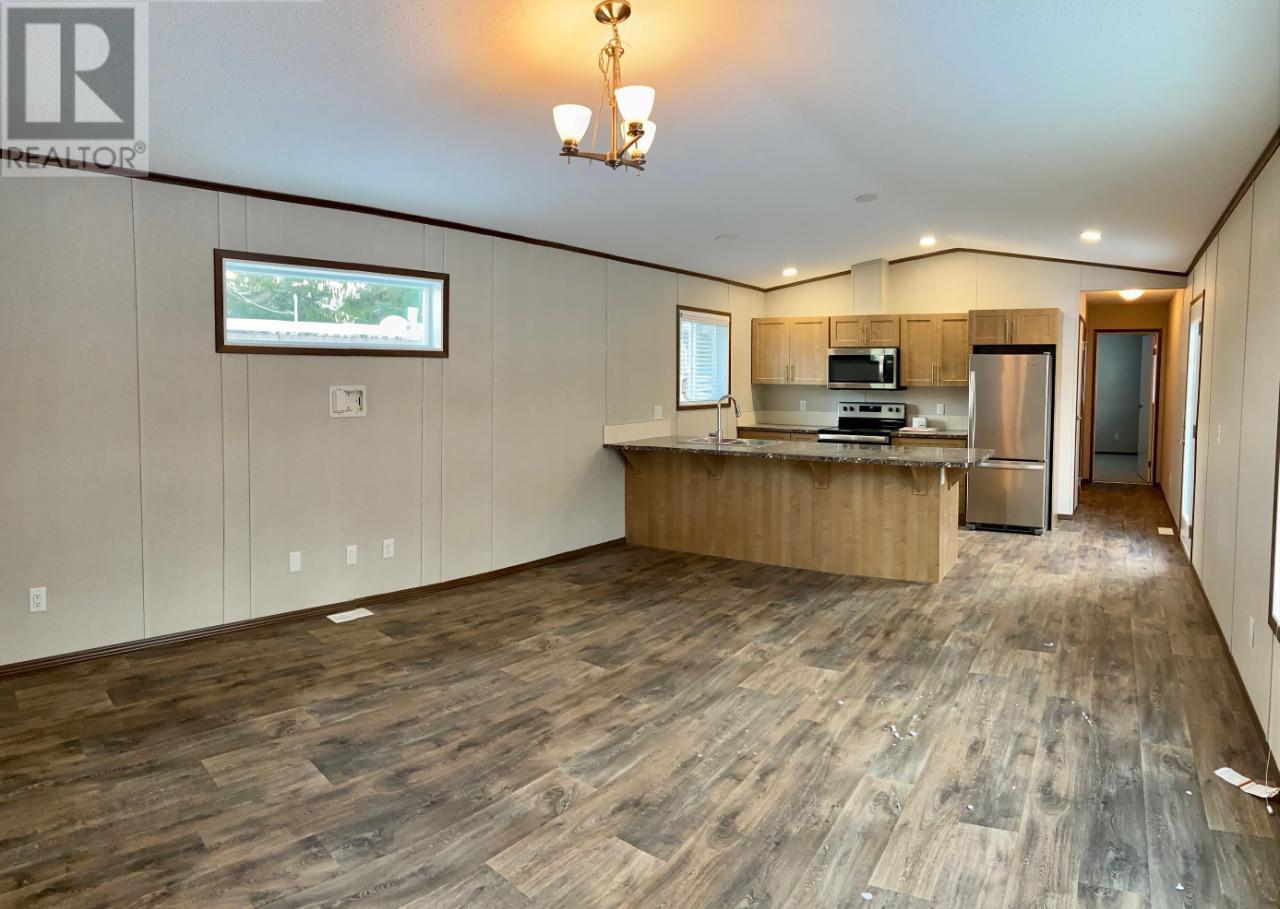 891 Monte Vista Drive Unit# 8, Rossland, British Columbia  V0G 1Y0 - Photo 9 - 10350441