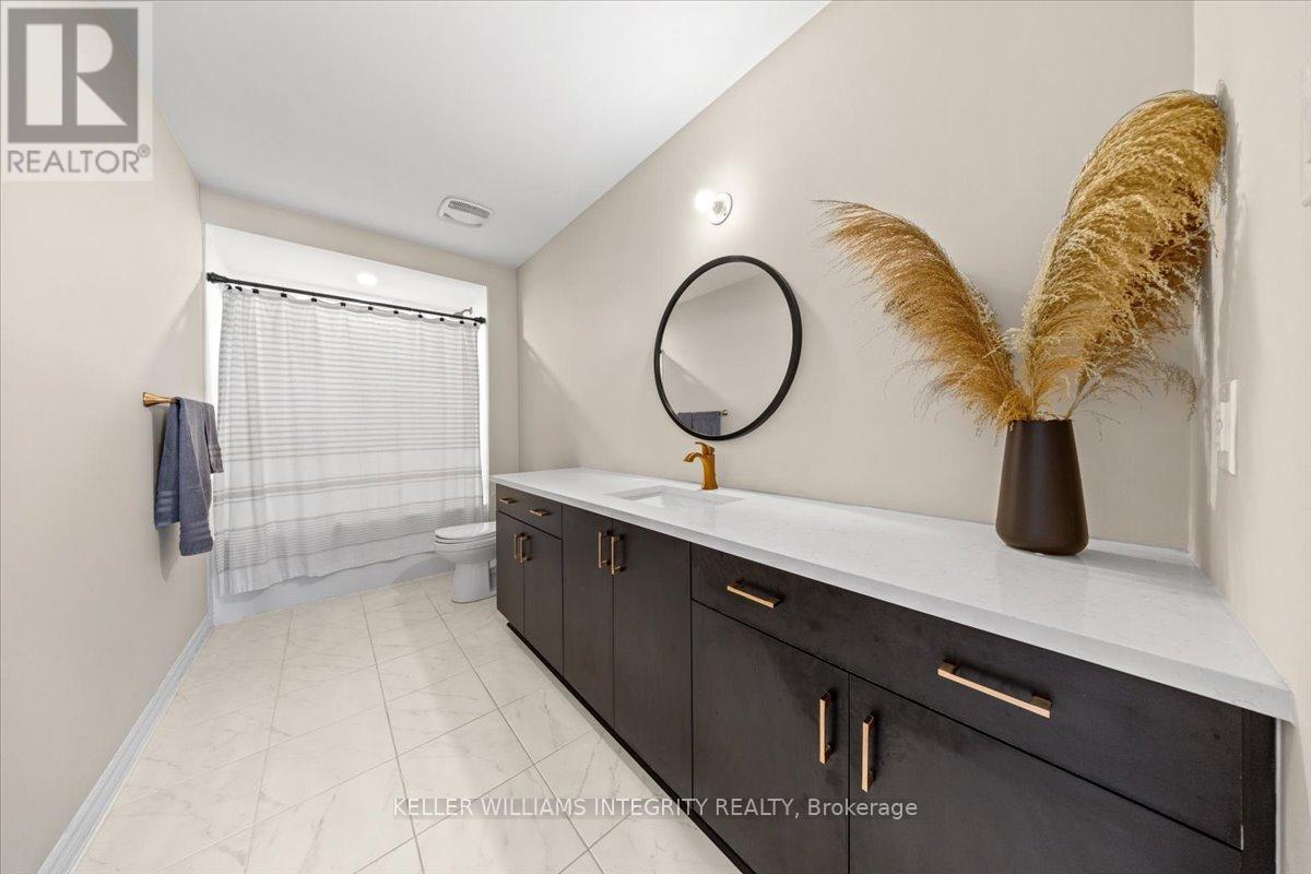 355 Crossway Terrace, Ottawa, Ontario  K2S 2Z3 - Photo 33 - X12195363