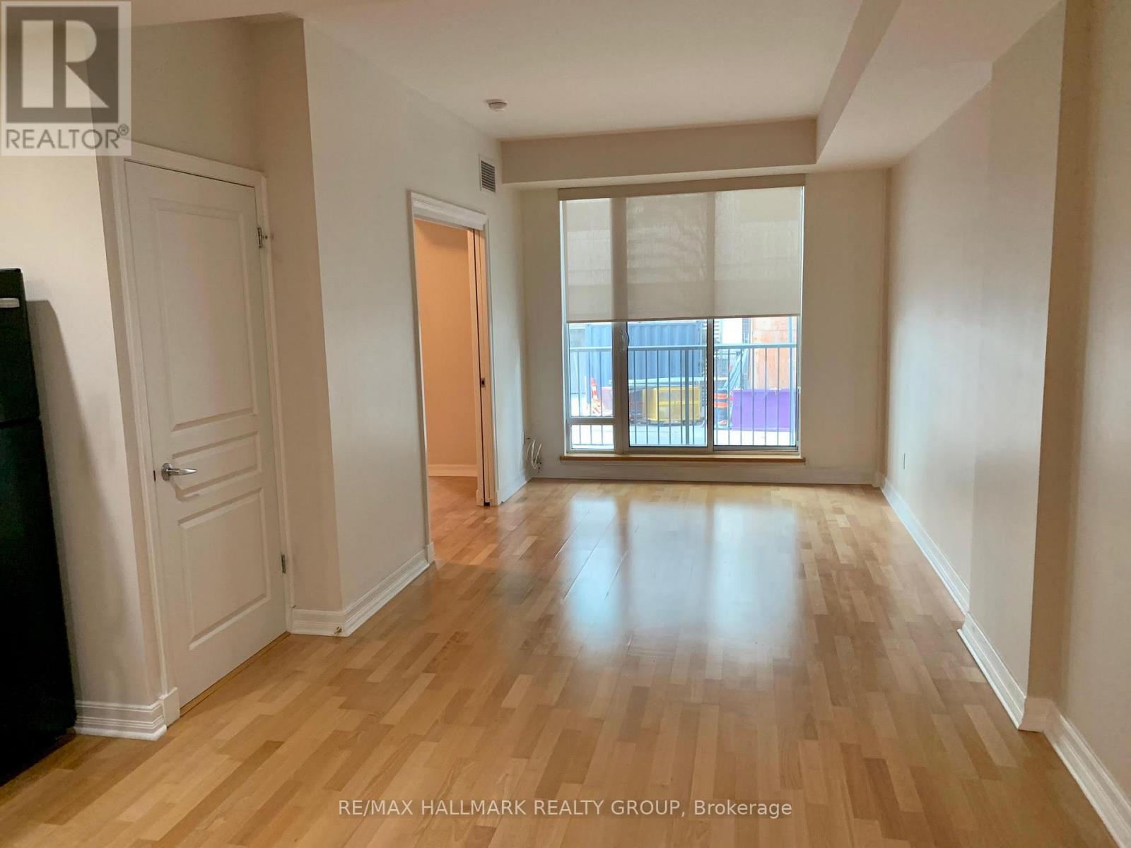 106 - 200 Besserer Street, Ottawa, Ontario  K1N 0A7 - Photo 2 - X12195442