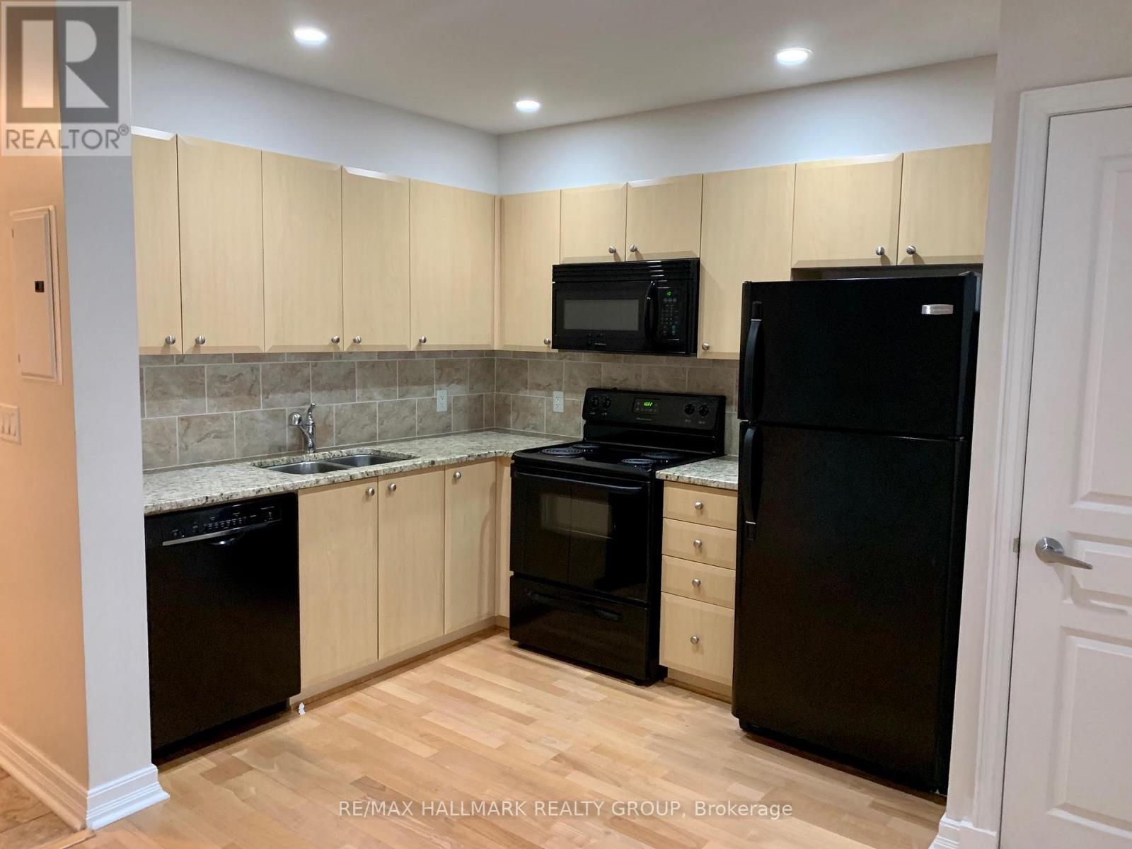 106 - 200 Besserer Street, Ottawa, Ontario  K1N 0A7 - Photo 4 - X12195442
