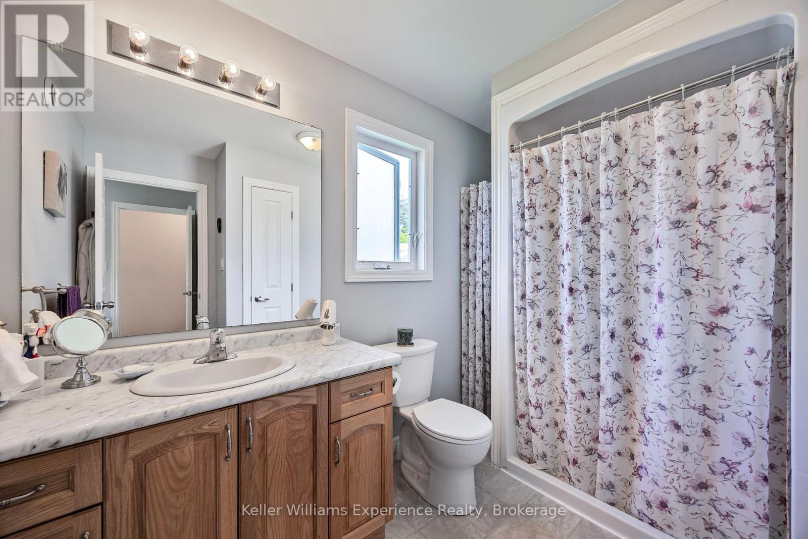 156 Pineridge Gate, Gravenhurst, Ontario  P1P 0A3 - Photo 17 - X12195409