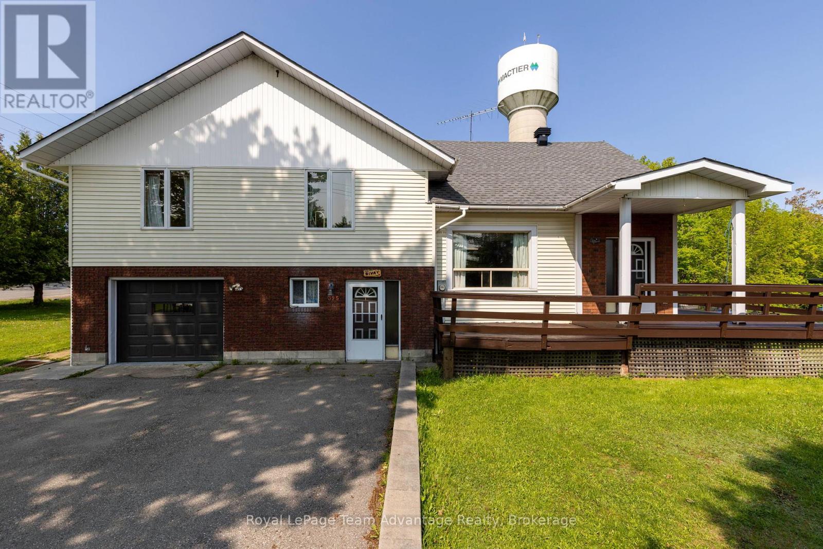 395 HIGH STREET, Georgian Bay, Ontario