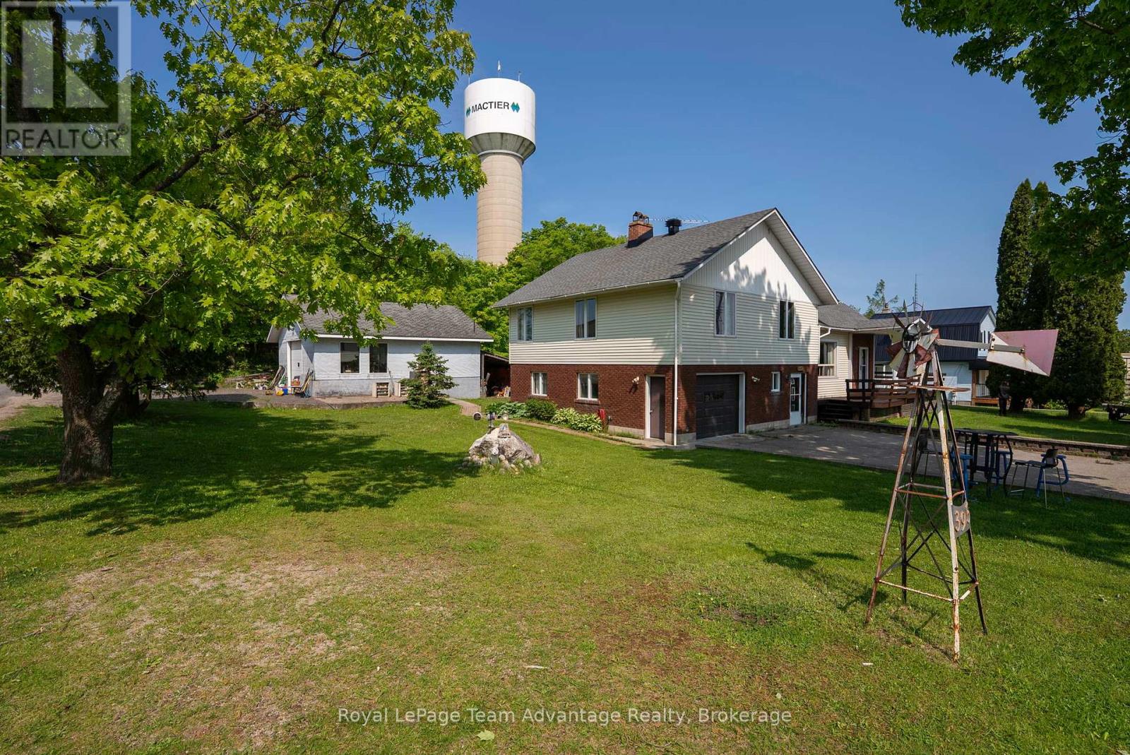 395 High Street, Georgian Bay, Ontario P0C 1H0 - Photo 37 - X12195413