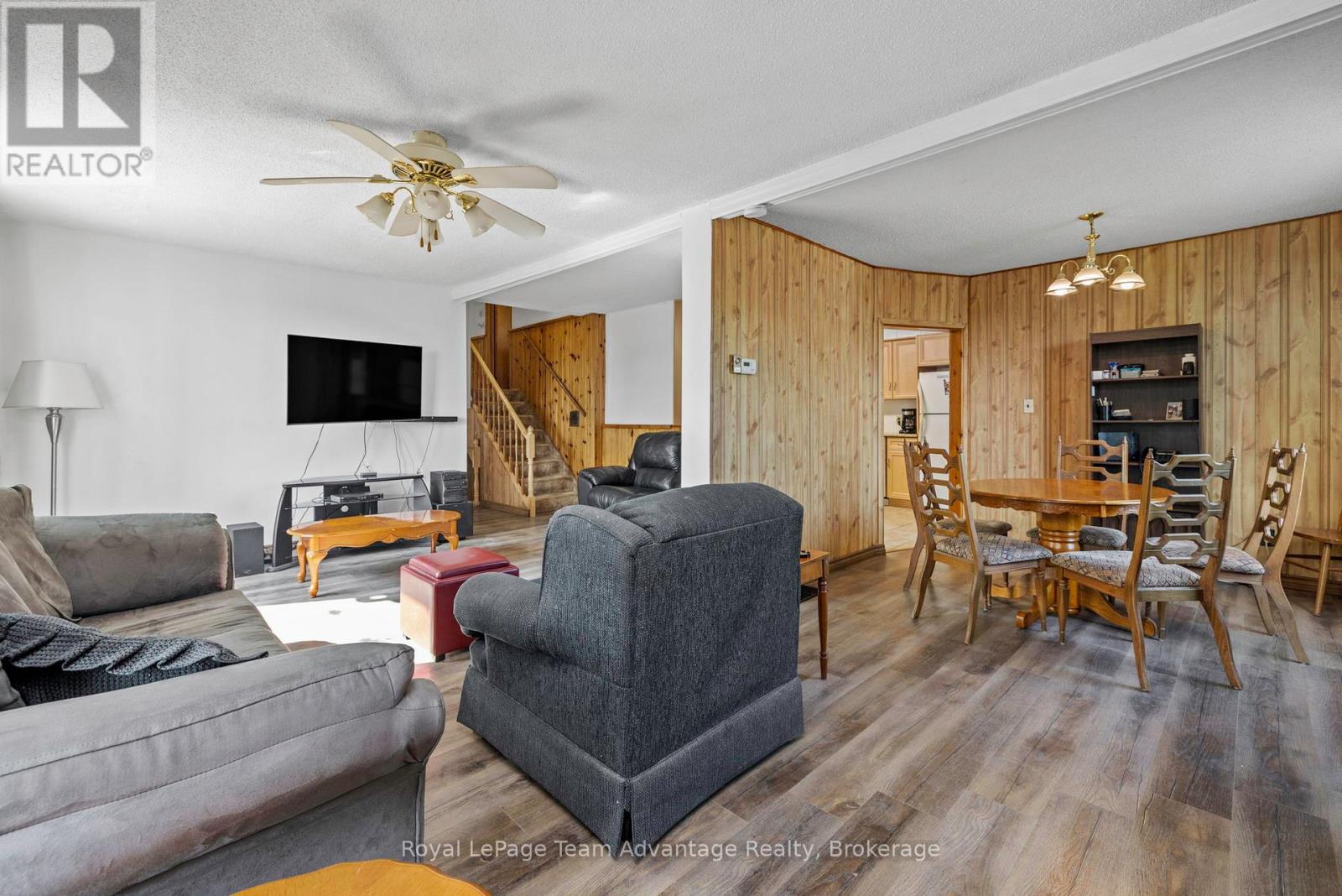 395 High Street, Georgian Bay (Freeman), Ontario  P0C 1H0 - Photo 7 - X12195413