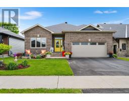 34 SENATORS GATE DRIVE, Perth, Ontario