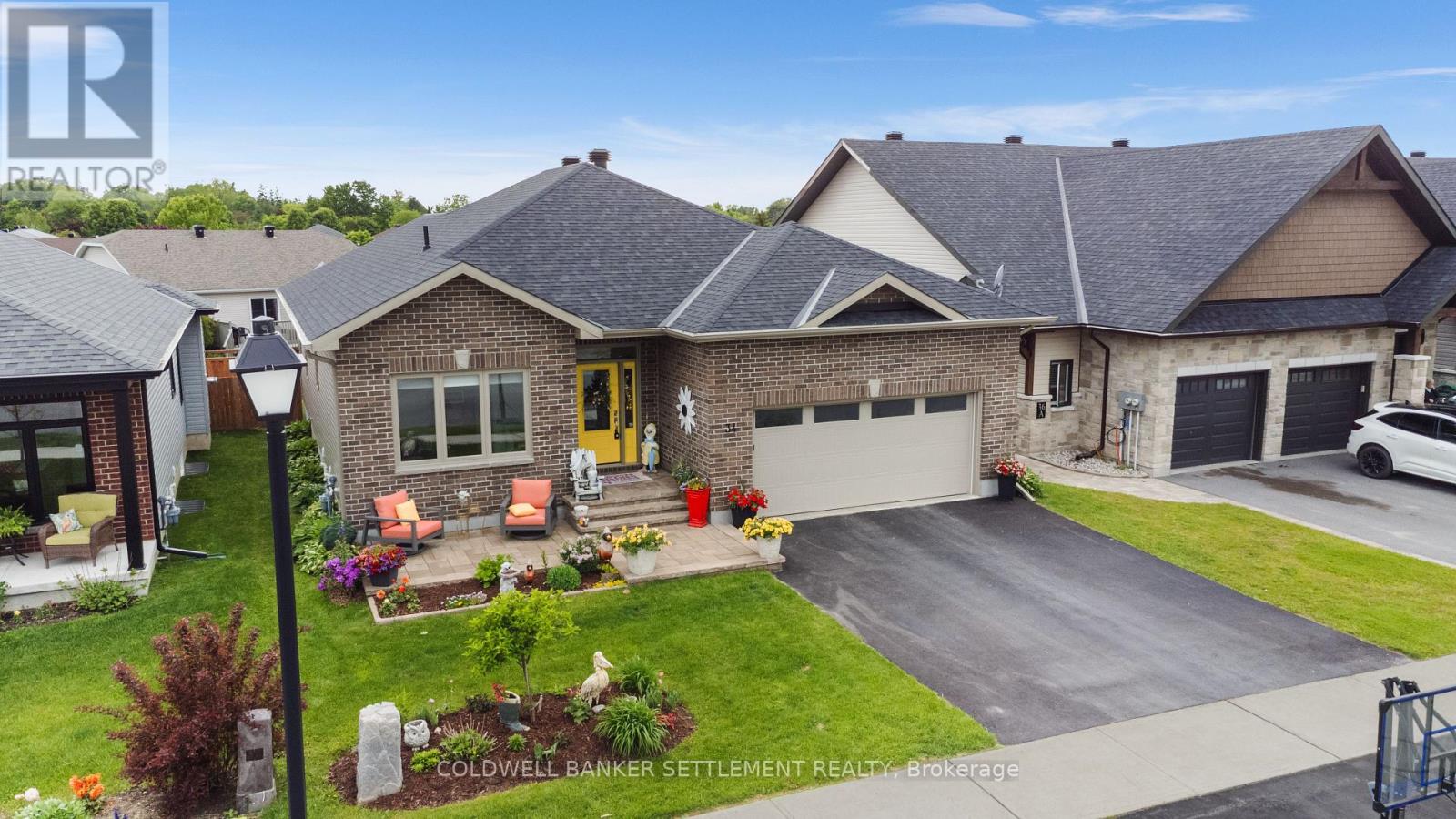34 Senators Gate Drive, Perth, Ontario  K7H 0B5 - Photo 4 - X12195510