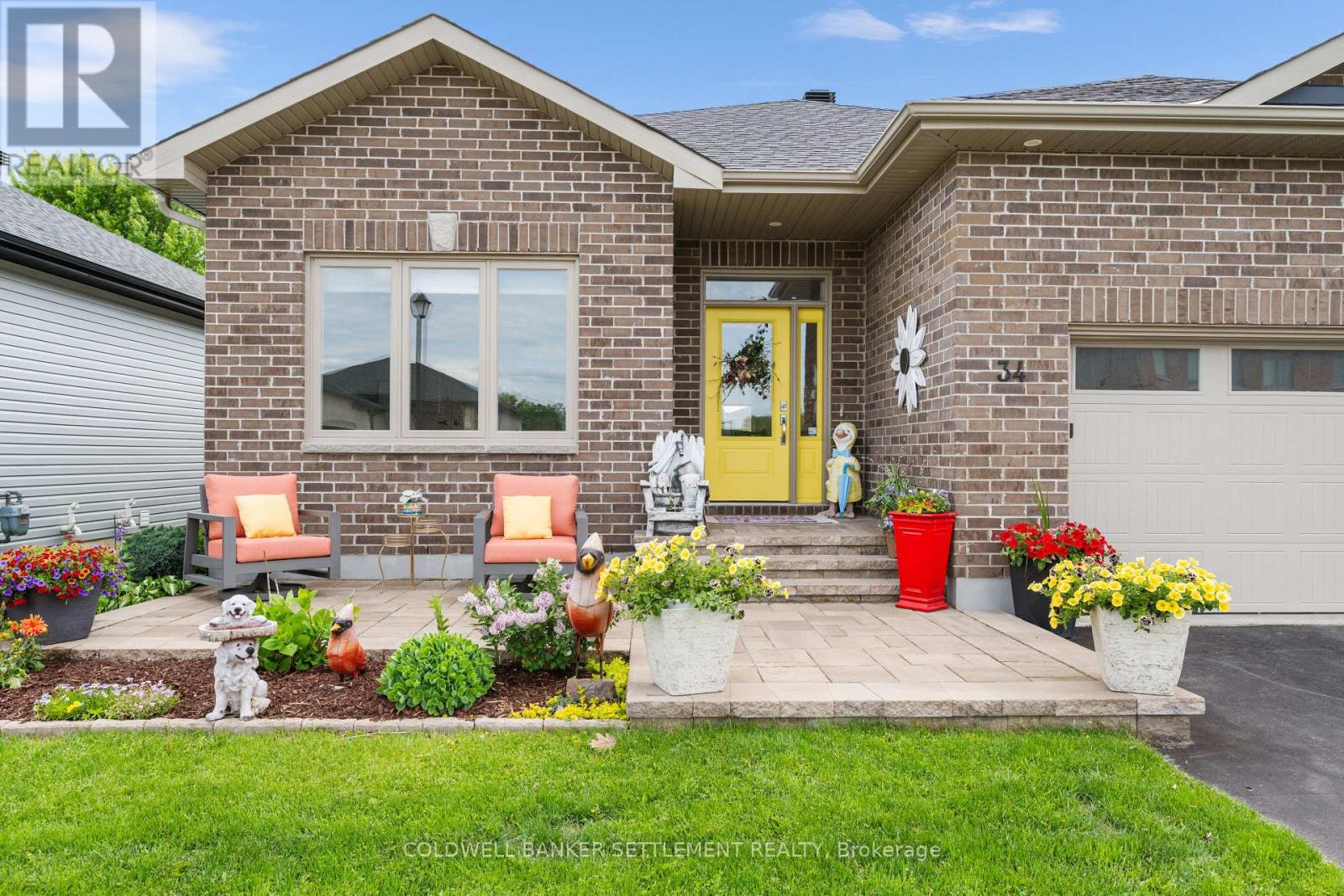 34 Senators Gate Drive, Perth, Ontario  K7H 0B5 - Photo 7 - X12195510