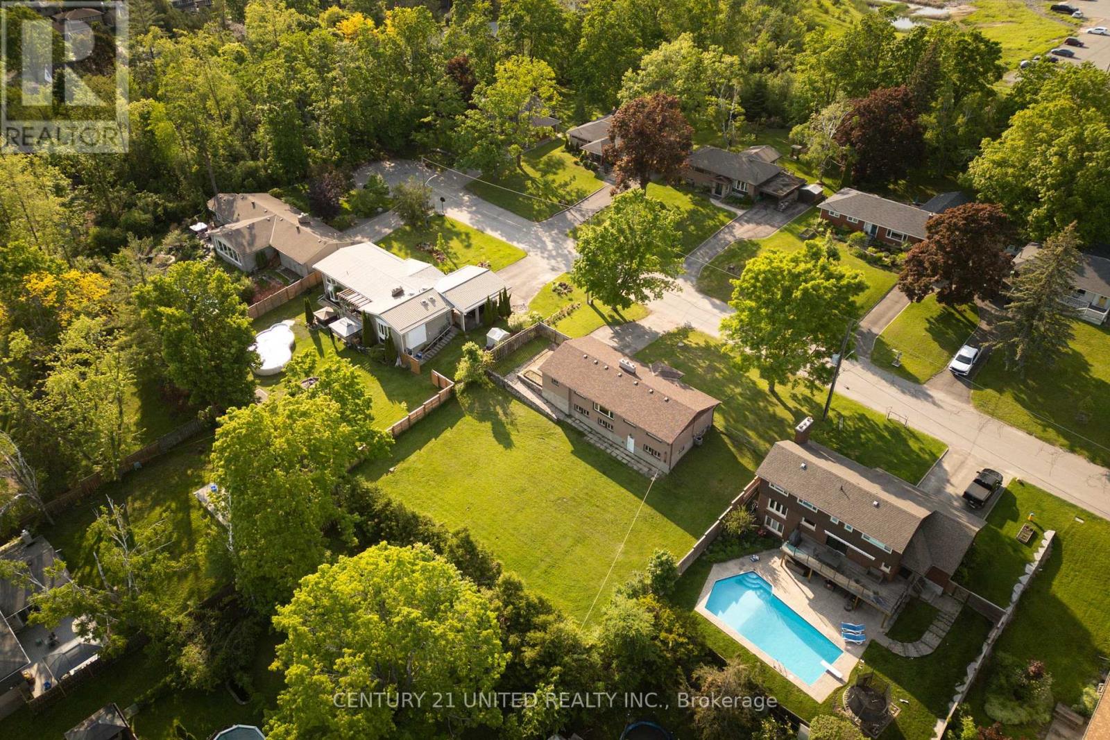 85 Earlwood Drive, Peterborough West, Ontario  K9J 6B5 - Photo 45 - X12195508