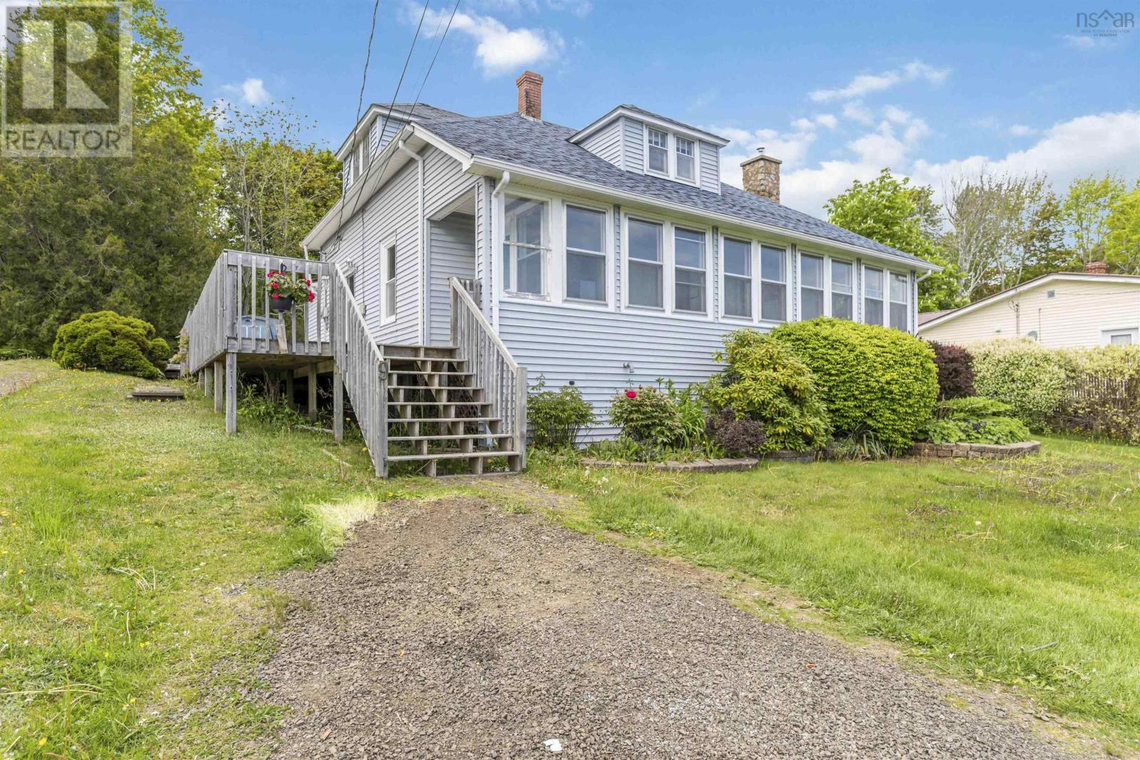 9 Shore Road, Digby, Nova Scotia  B0V 1A0 - Photo 4 - 202513351