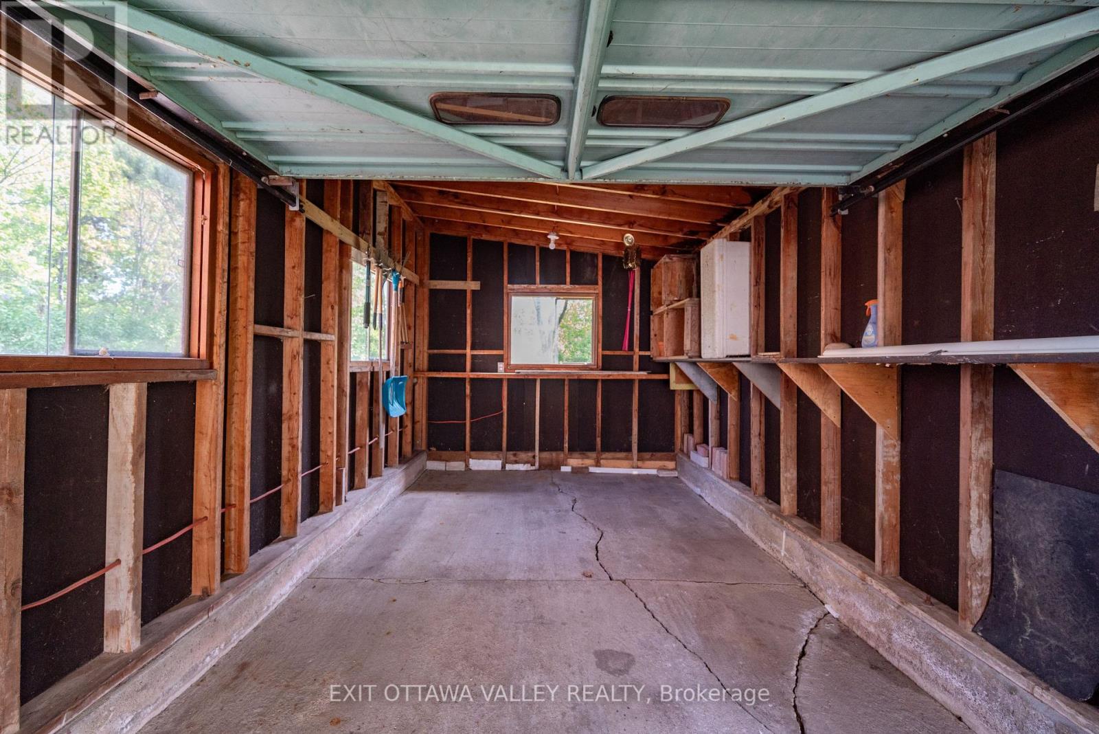 9 Claremount Road, Deep River, Ontario  K0J 1P0 - Photo 22 - X12195038