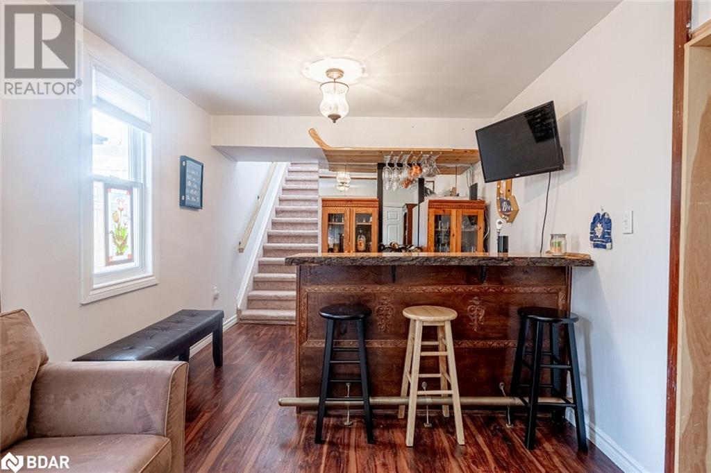 210 Southview Road, Barrie, Ontario  L4N 3X7 - Photo 11 - 40737455