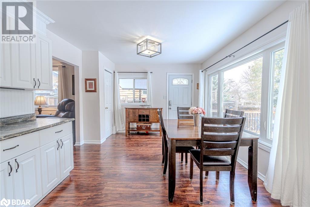210 Southview Road, Barrie, Ontario  L4N 3X7 - Photo 7 - 40737447