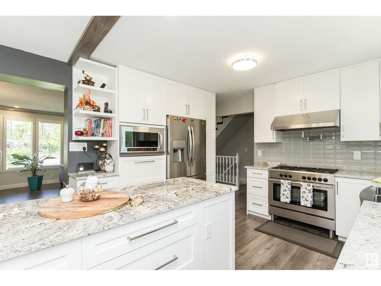 Property at 1917 GLENMORE AV image 1