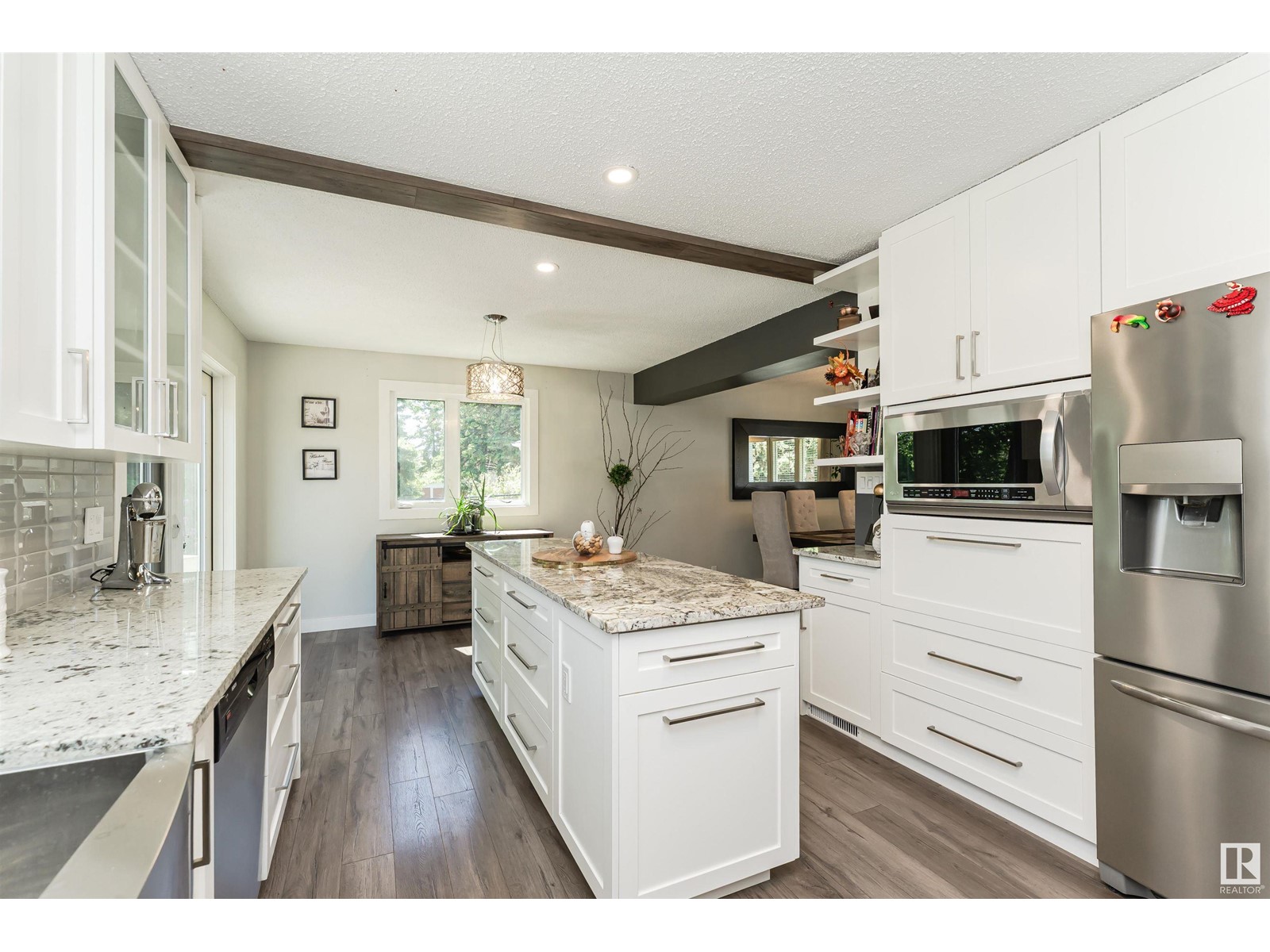 Property at 1917 GLENMORE AV image 5