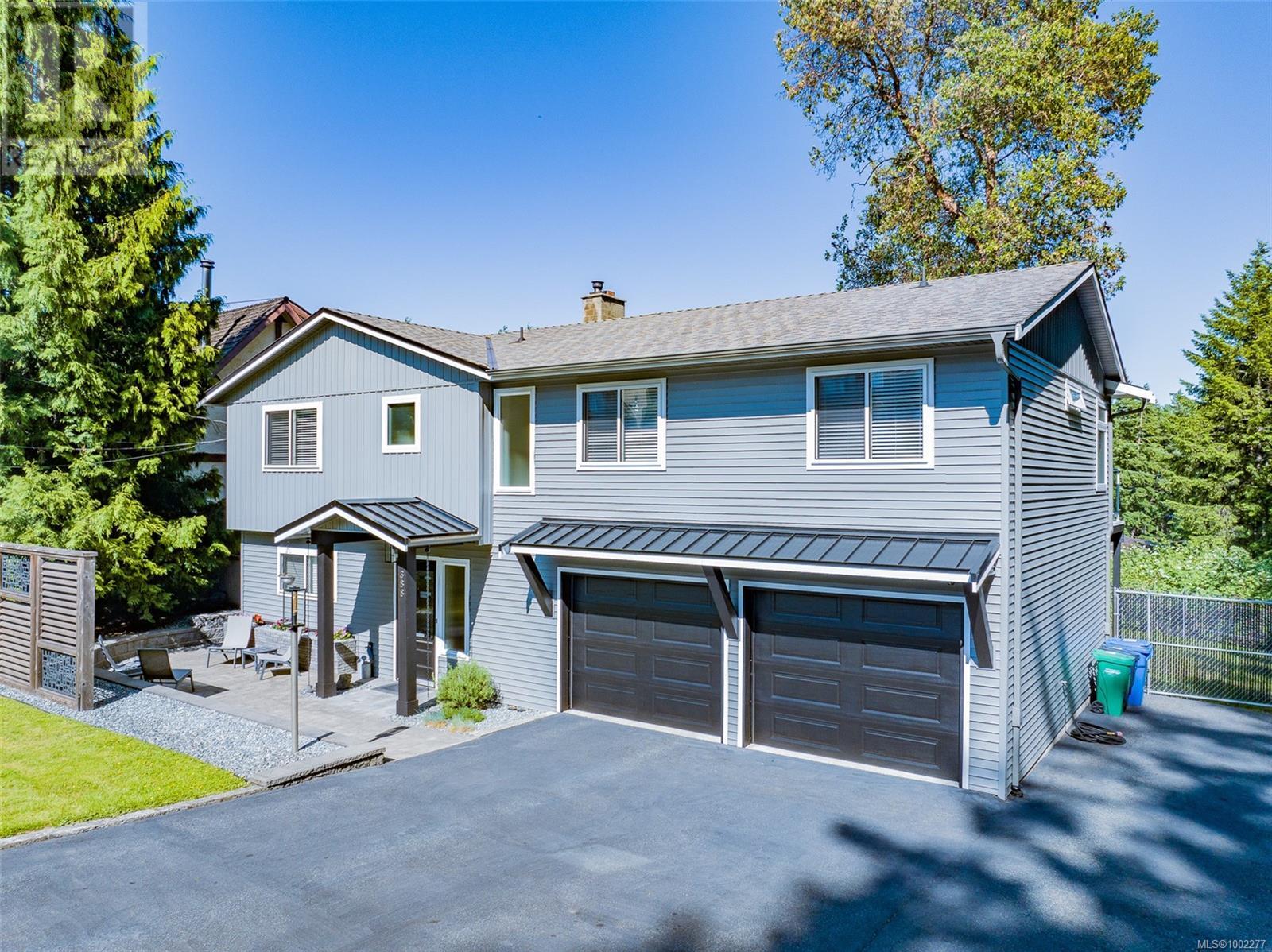 Property at 388 Trinity Dr image 1