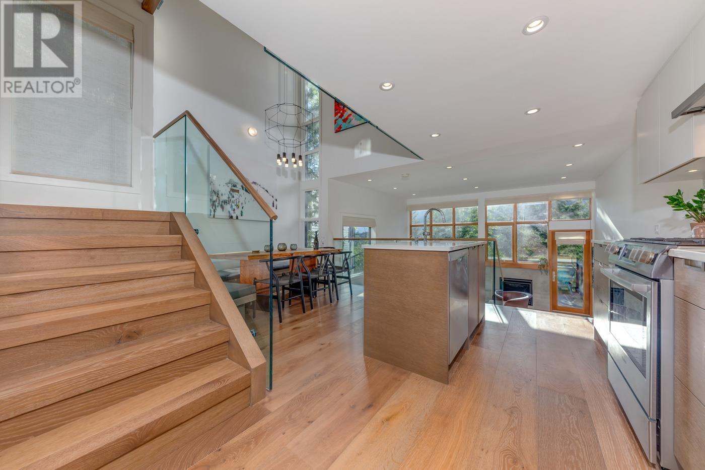 15 2221 Gondola Way, Whistler, British Columbia  V8E 0M8 - Photo 19 - R3009773
