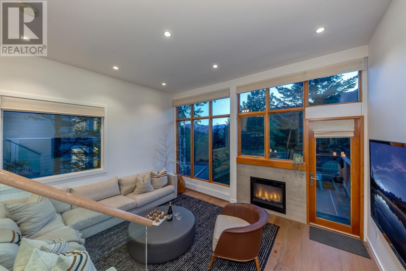 15 2221 Gondola Way, Whistler, British Columbia  V8E 0M8 - Photo 11 - R3009773