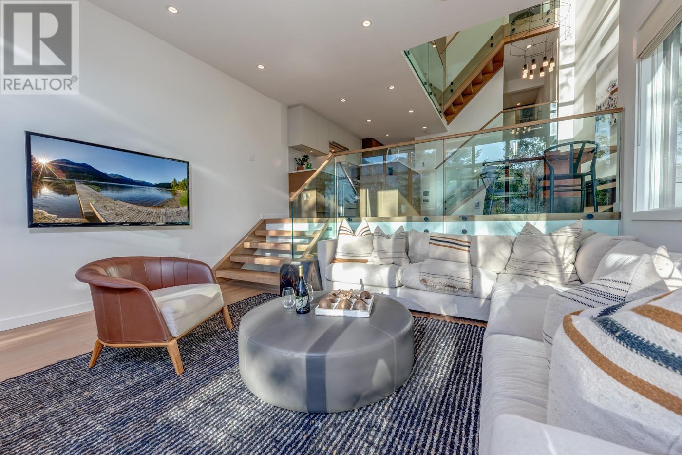 15 2221 Gondola Way, Whistler, British Columbia  V8E 0M8 - Photo 8 - R3009773