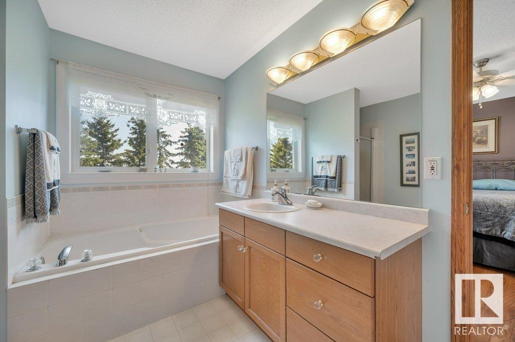 51111 Rr 233, Rural Strathcona County, Alberta  T8B 1K6 - Photo 36 - E4440272