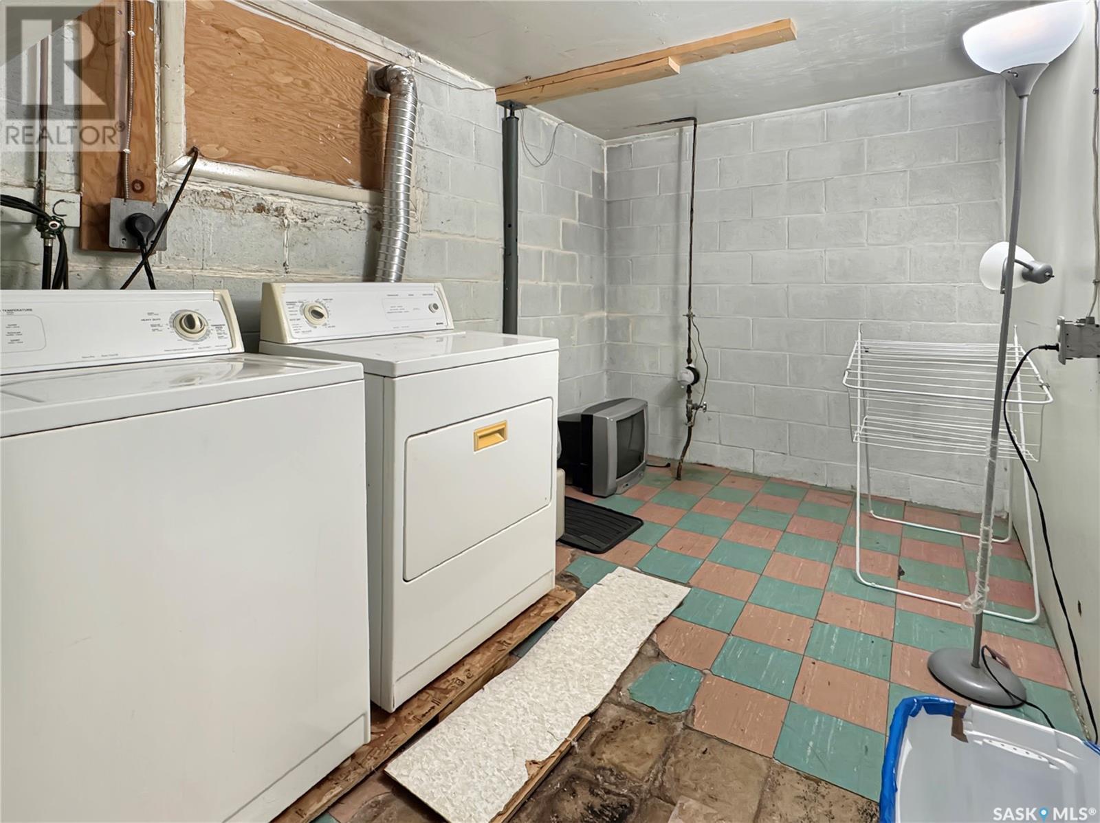 1571 105th Street, North Battleford, Saskatchewan  S9A 1T5 - Photo 11 - SK007888
