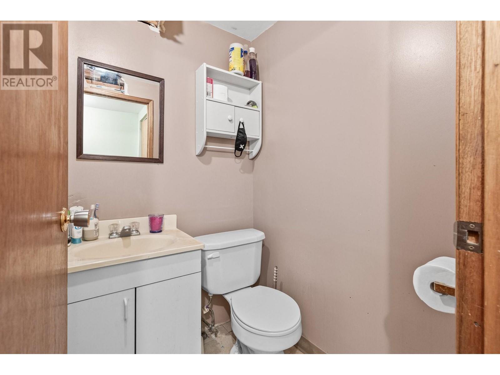 605 Dell Road Kelowna Photo 31