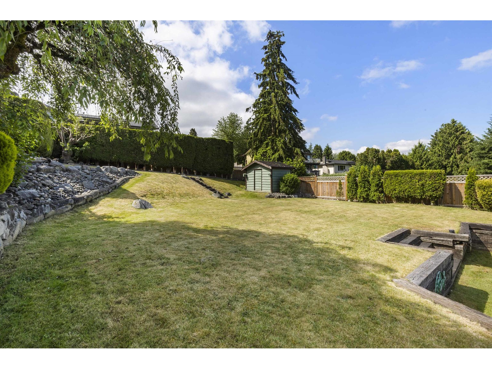 13512 Crestview Drive, Surrey, British Columbia  V3R 6T2 - Photo 15 - R3010545
