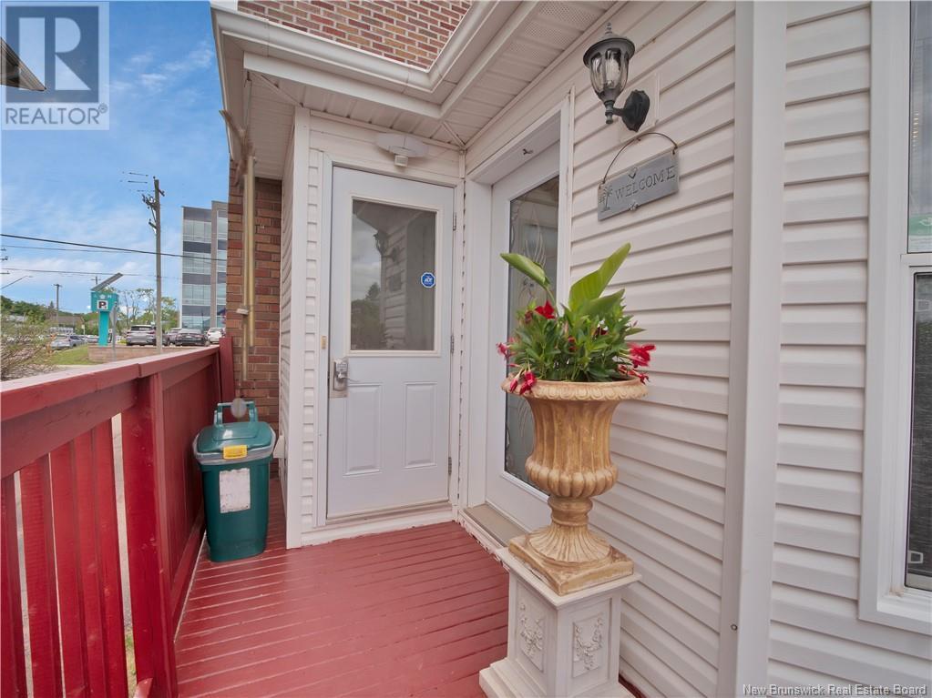 275 Universite Avenue, Moncton, New Brunswick  E1C 5K4 - Photo 4 - NB119893