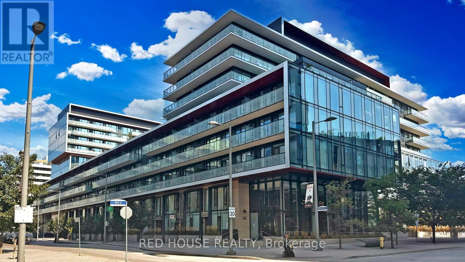 S802 - 180 MILL STREET, Toronto, Ontario