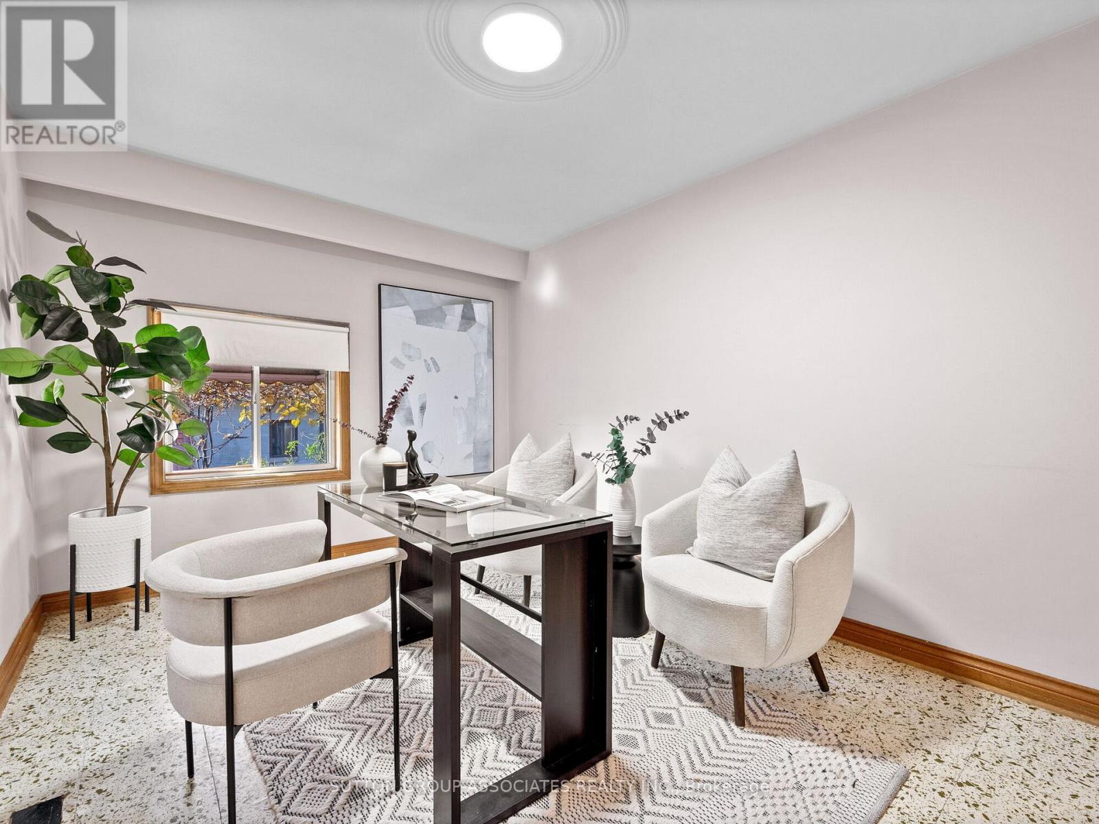 696 Crawford Street, Toronto (Palmerston-Little Italy), Ontario  M6G 3K2 - Photo 15 - C12195299