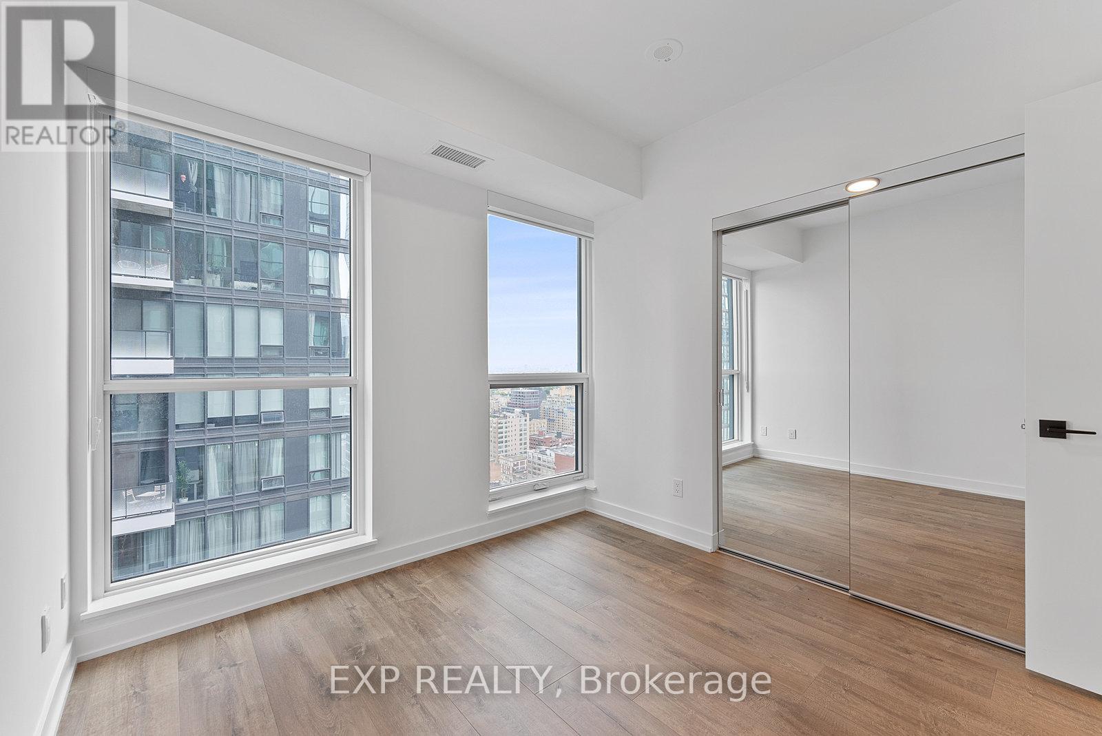 2905 - 327 King Street W, Toronto, Ontario  M5V 0W7 - Photo 12 - C12195387