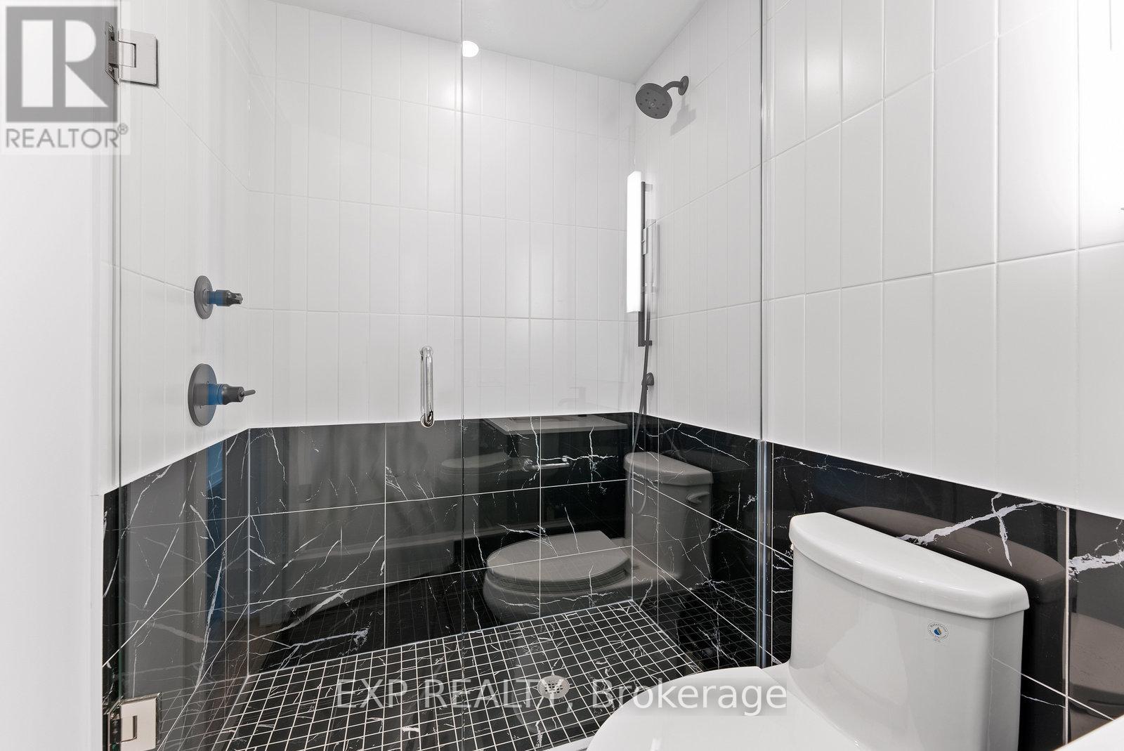 2905 - 327 King Street W, Toronto, Ontario  M5V 0W7 - Photo 15 - C12195387