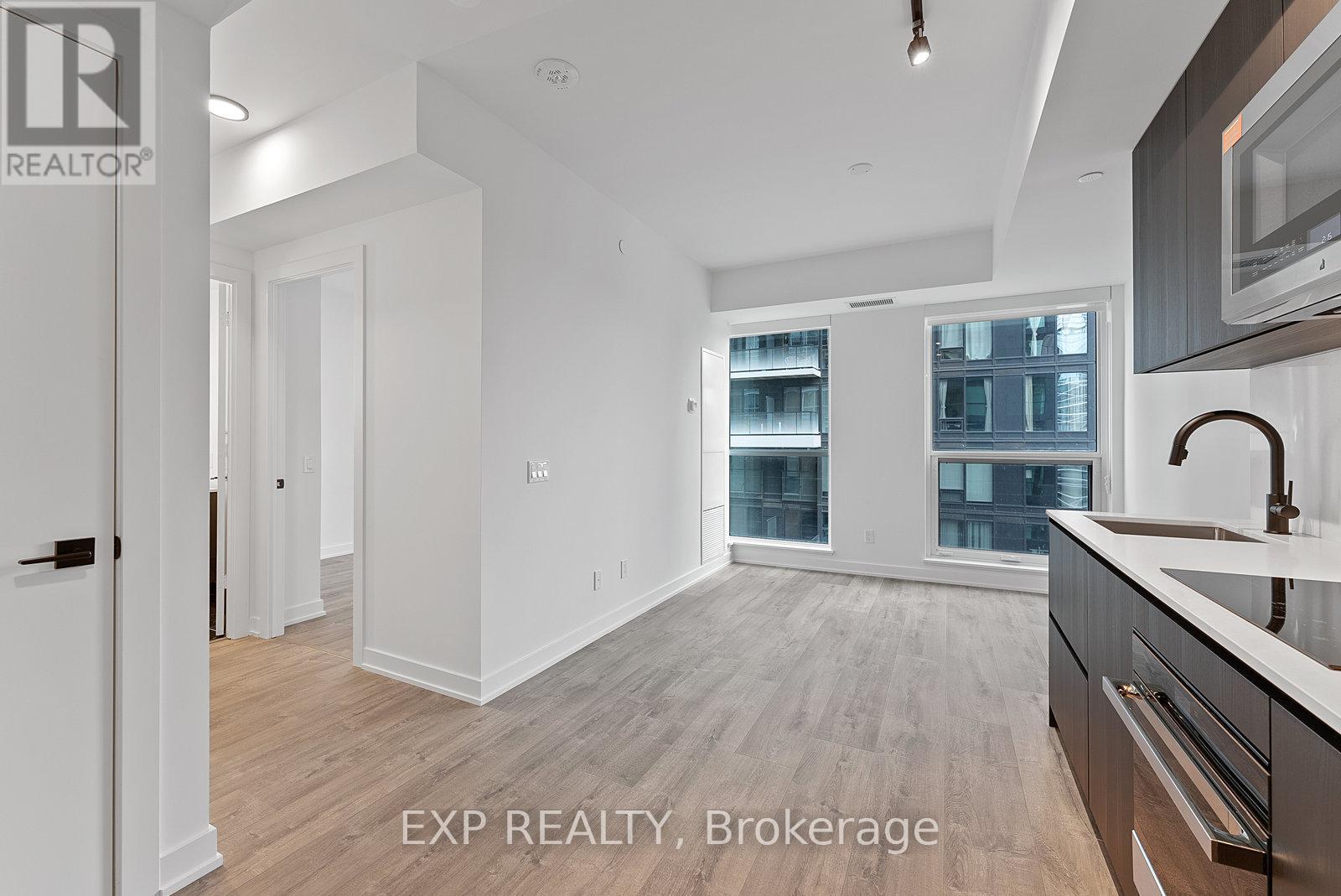 2905 - 327 King Street W, Toronto, Ontario  M5V 0W7 - Photo 3 - C12195387
