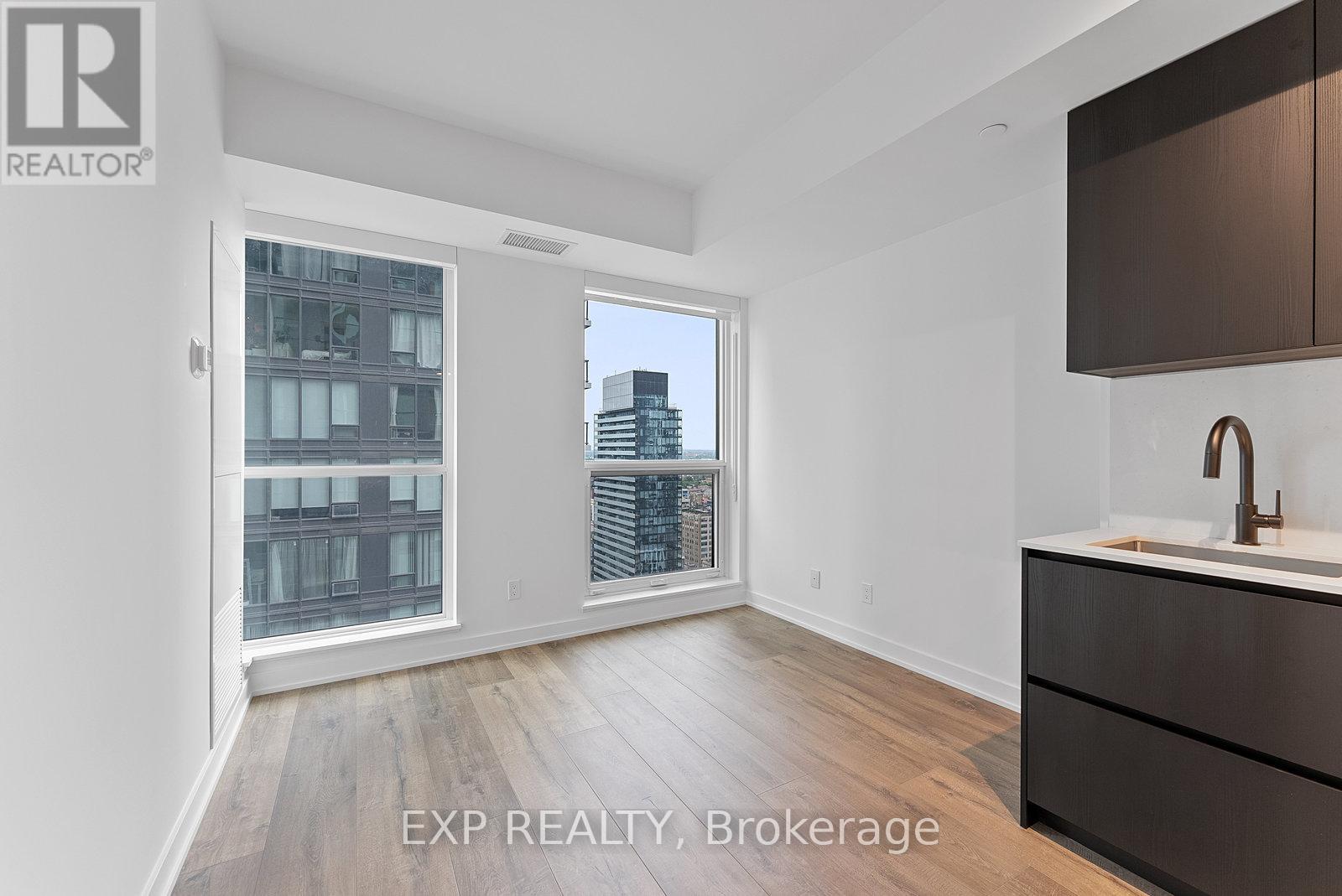 2905 - 327 King Street W, Toronto, Ontario  M5V 0W7 - Photo 6 - C12195387
