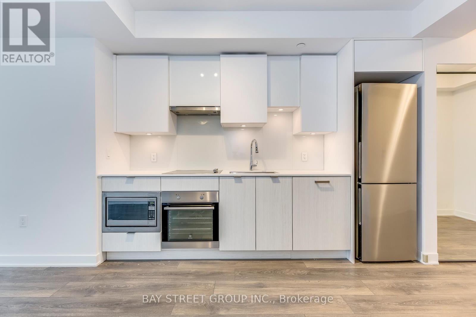 707 - 99 Broadway Avenue, Toronto, Ontario  M4P 0E3 - Photo 12 - C12195416