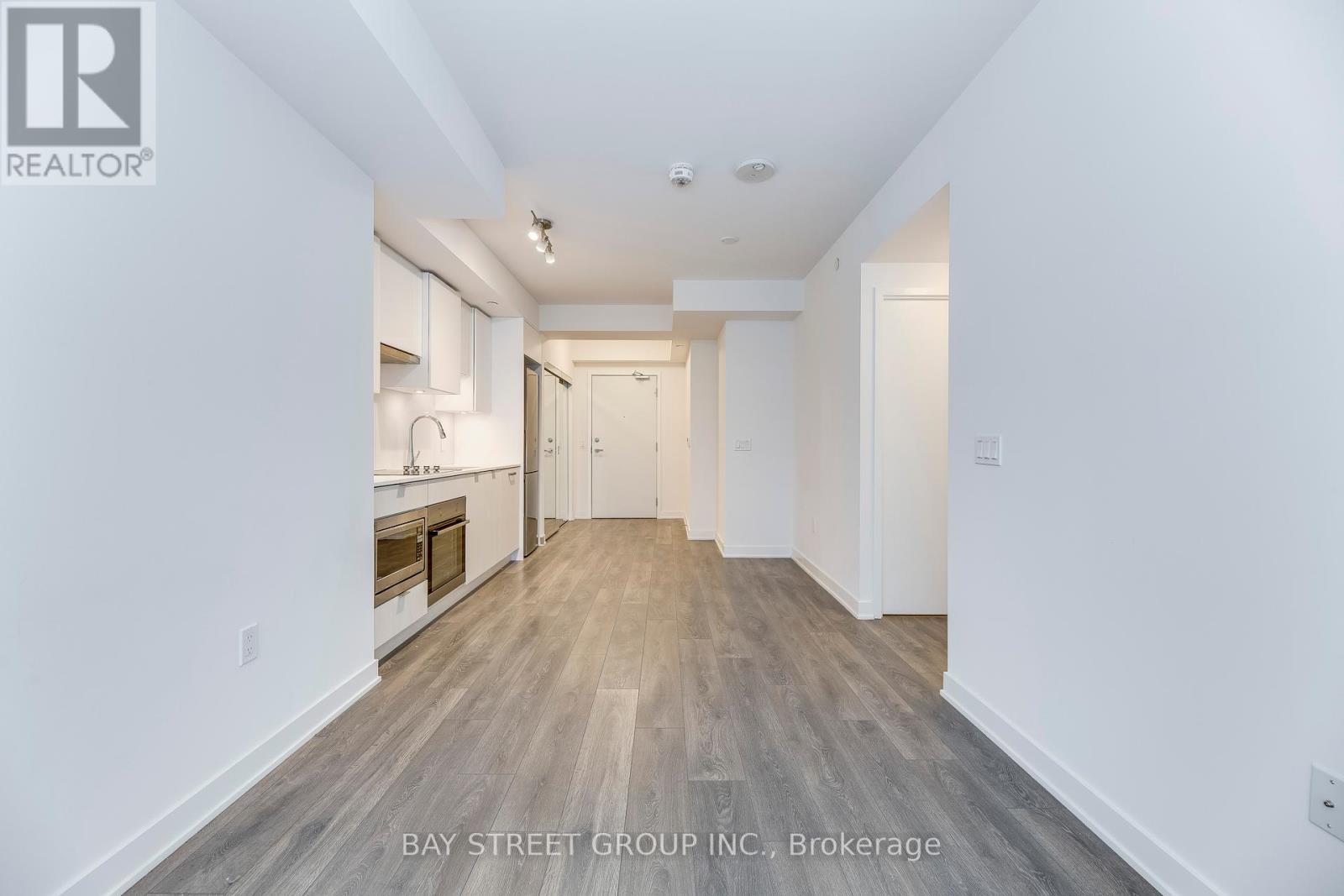 707 - 99 Broadway Avenue, Toronto, Ontario  M4P 0E3 - Photo 7 - C12195416