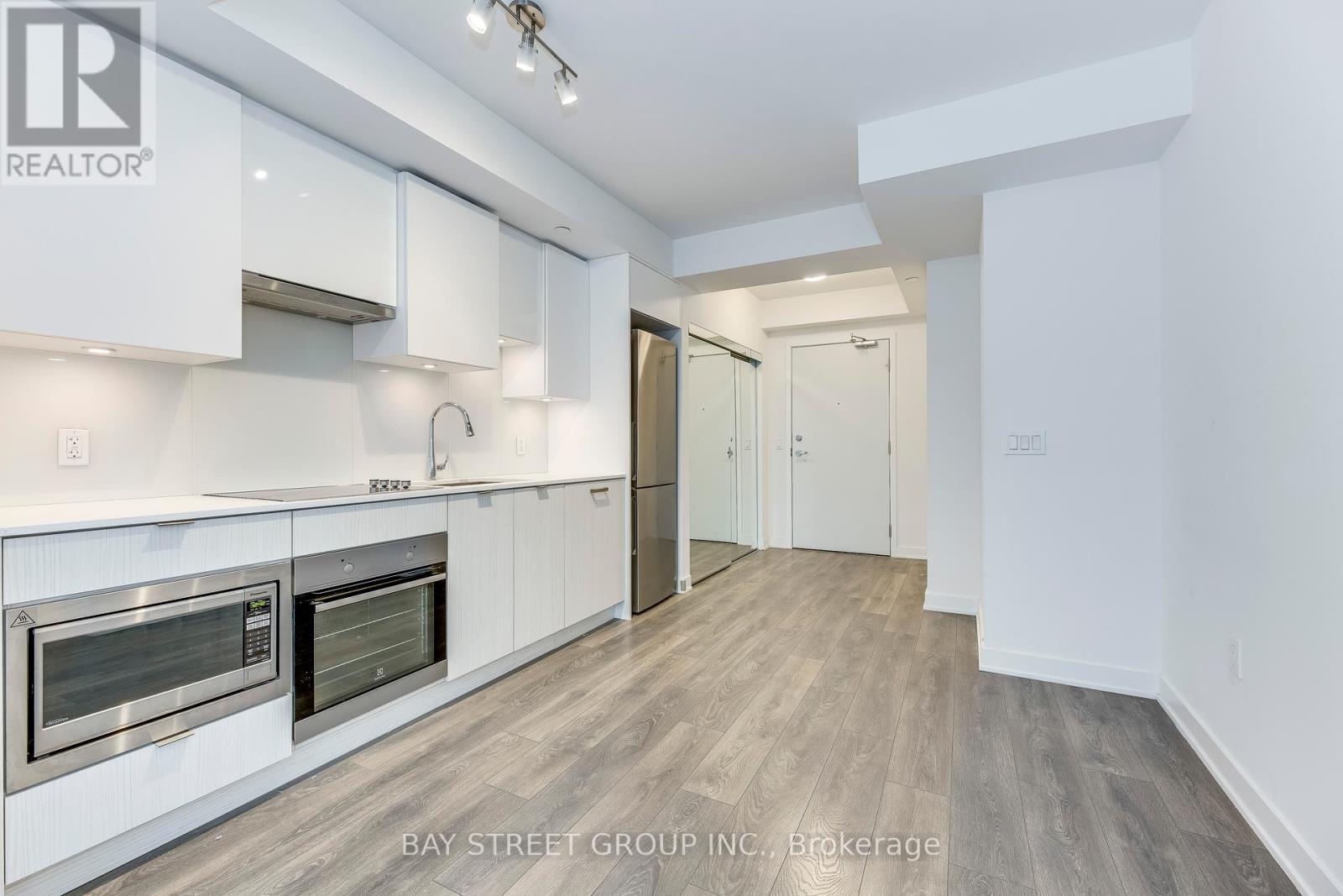 707 - 99 Broadway Avenue, Toronto, Ontario  M4P 0E3 - Photo 9 - C12195416