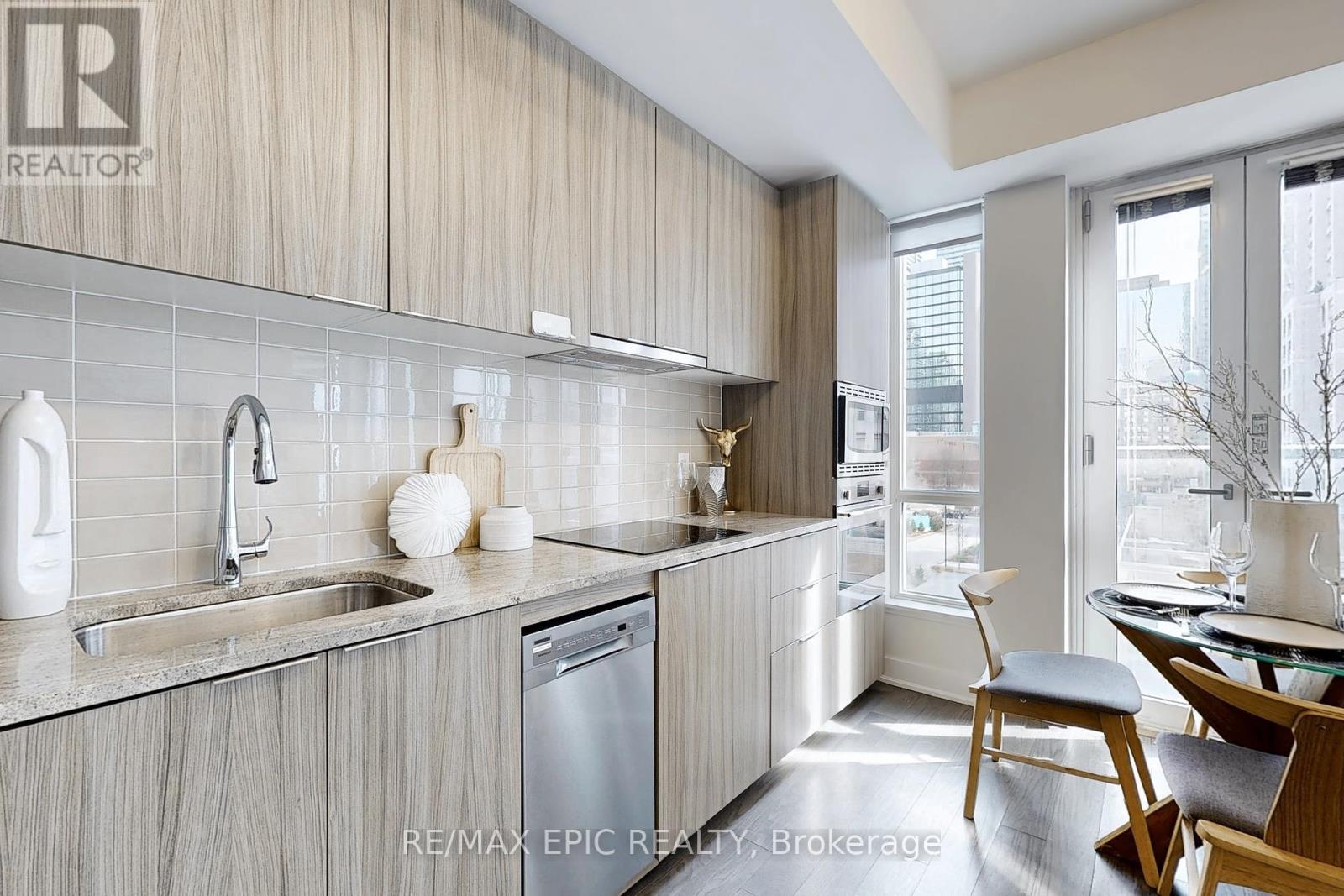 409 - 955 Bay Street, Toronto, Ontario  M5S 2A2 - Photo 14 - C12195474