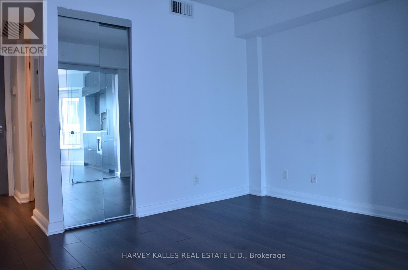 1912 - 155 Yorkville Avenue, Toronto, Ontario  M5R 1C4 - Photo 6 - C12195488