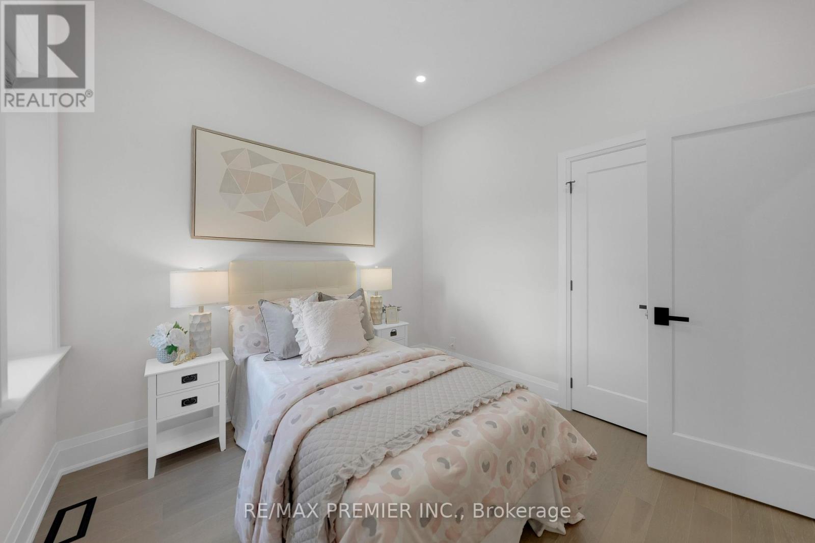 388 Crawford Street, Toronto, Ontario  M6J 2V9 - Photo 27 - C12195514