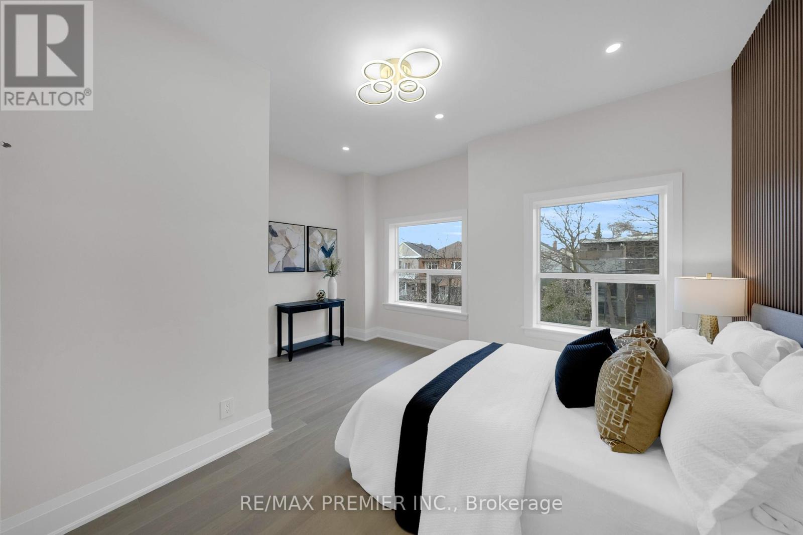 388 Crawford Street, Toronto, Ontario  M6J 2V9 - Photo 28 - C12195514