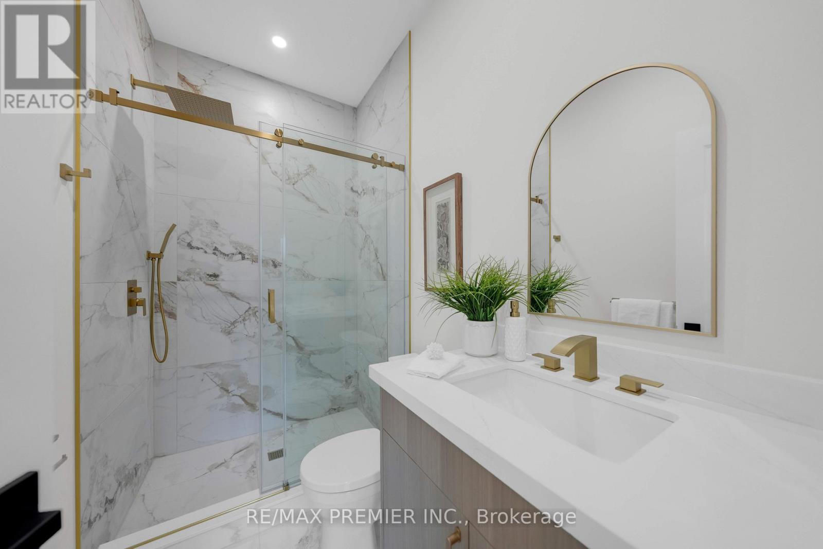 388 Crawford Street, Toronto, Ontario  M6J 2V9 - Photo 31 - C12195514