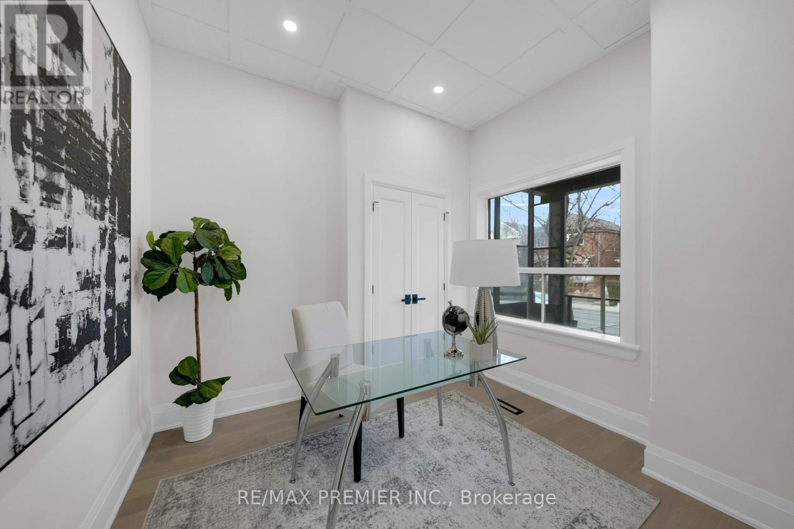 388 Crawford Street, Toronto, Ontario  M6J 2V9 - Photo 6 - C12195514