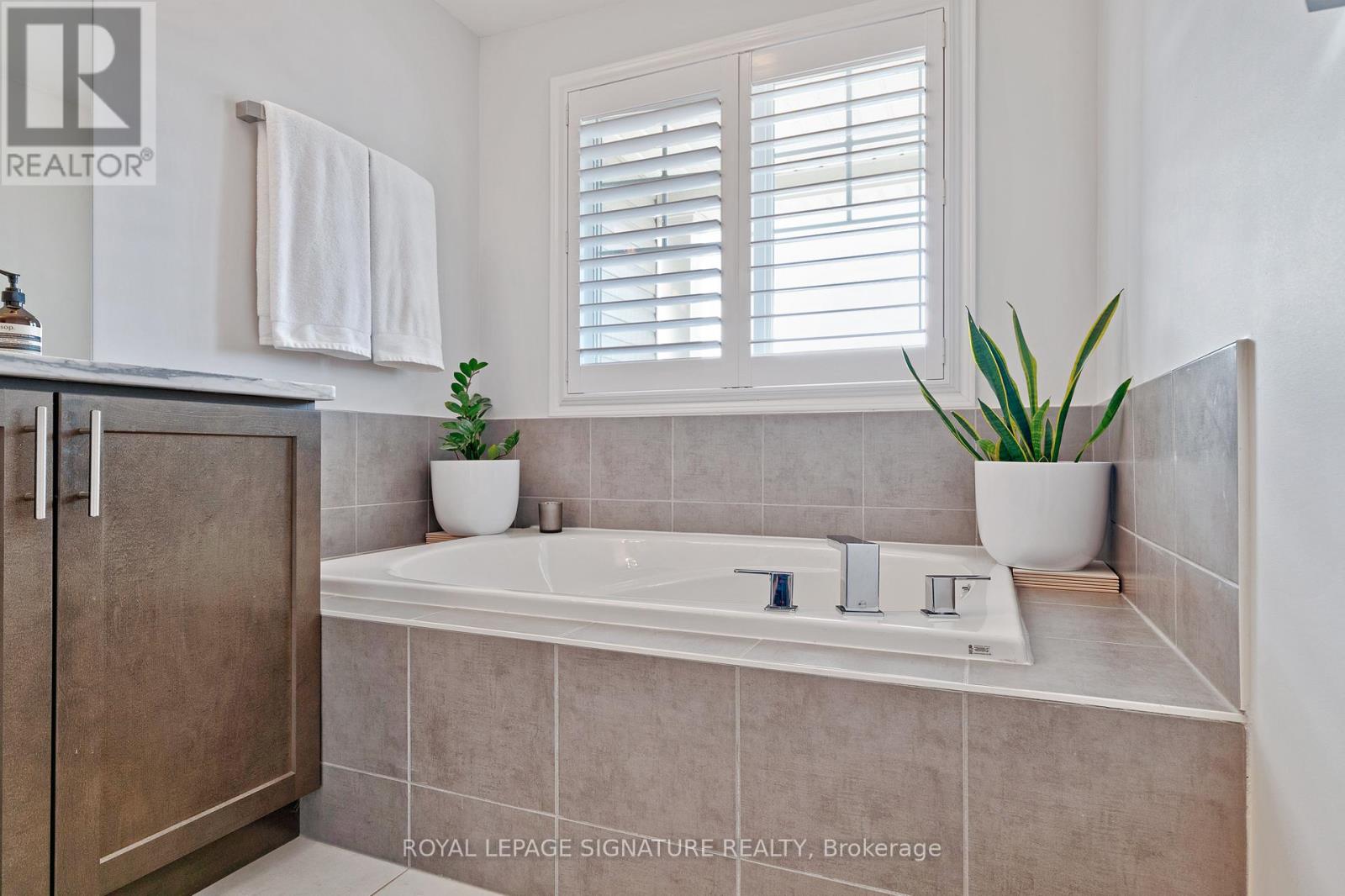 322 Lakebreeze Drive, Clarington (Newcastle), Ontario  L1B 0A1 - Photo 22 - E12195309
