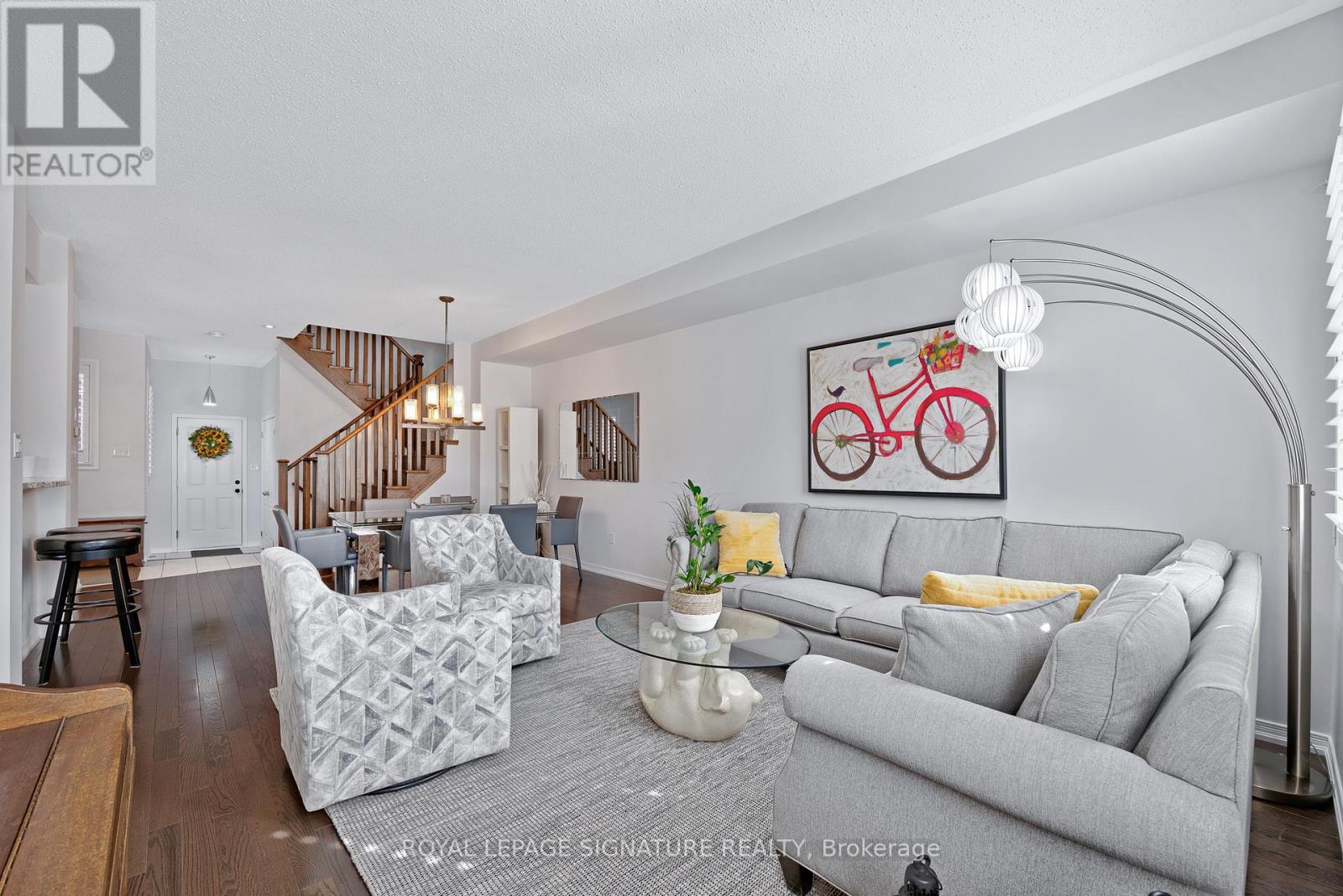 Property at 322 LAKEBREEZE DRIVE image 3