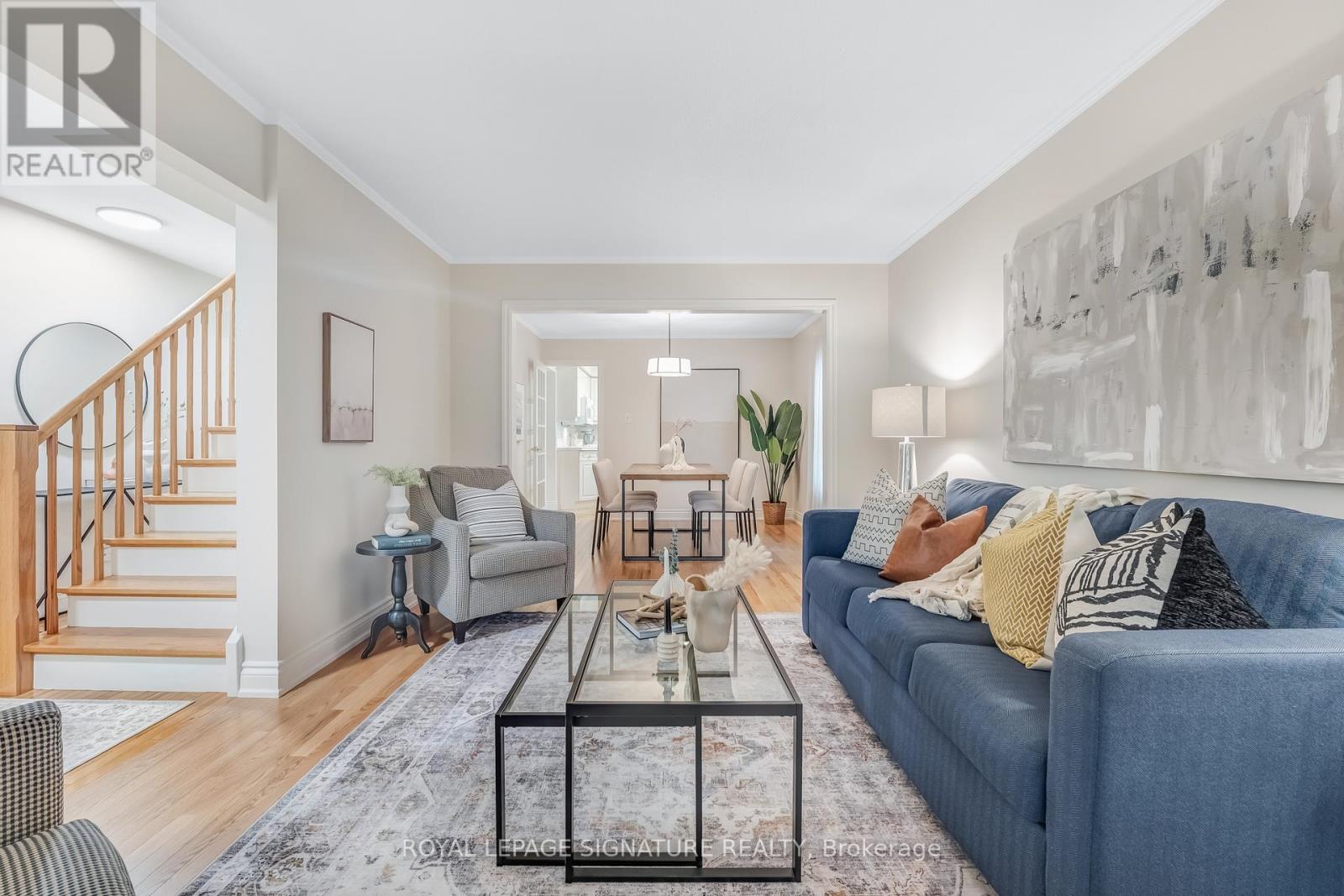 219 Goldhawk Trail, Toronto, Ontario  M1V 1X4 - Photo 3 - E12195407