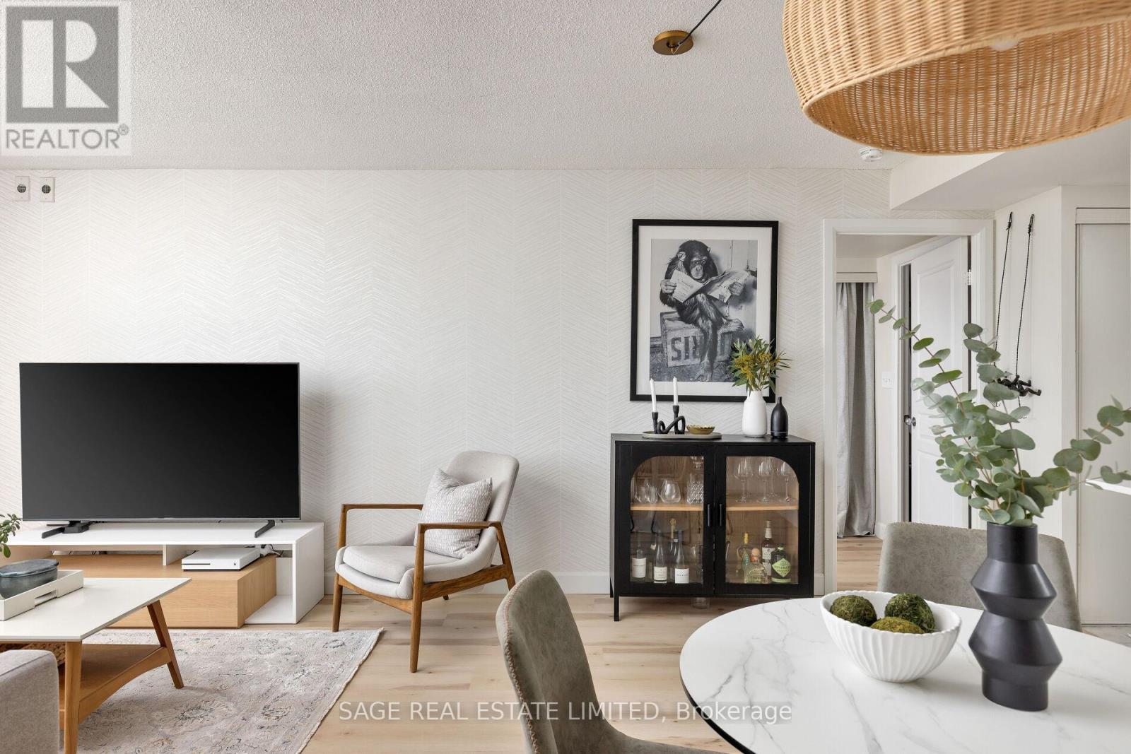401 - 1765 QUEEN STREET E, Toronto, Ontario