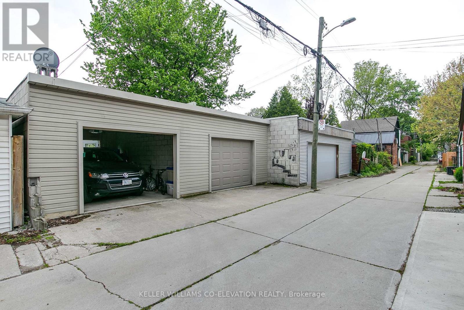 74 Garden Avenue, Toronto, Ontario  M6R 1H7 - Photo 36 - W12195071
