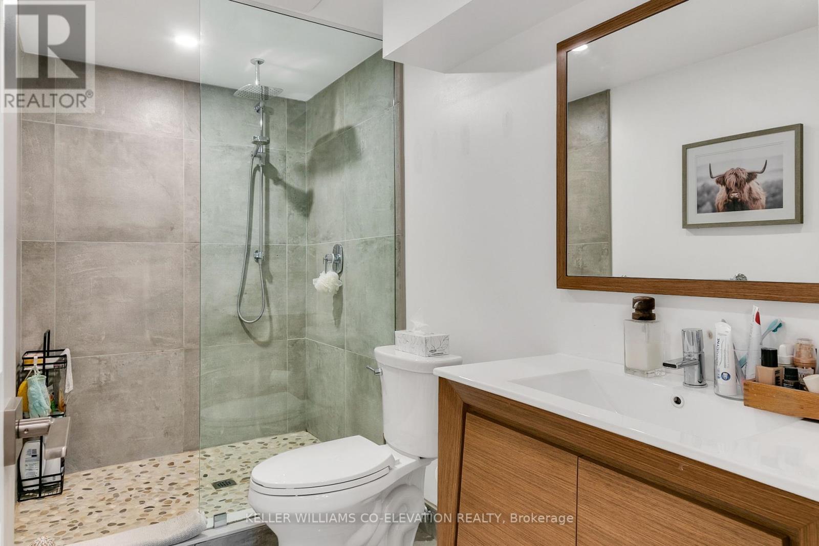 74 Garden Avenue, Toronto, Ontario  M6R 1H7 - Photo 29 - W12195071