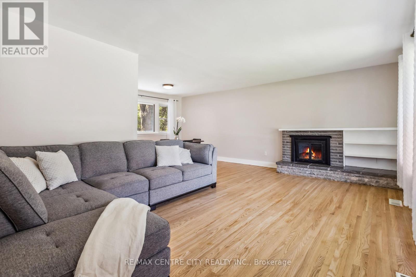 69 Daleview Crescent, London North, Ontario  N5X 1H2 - Photo 9 - X12195601
